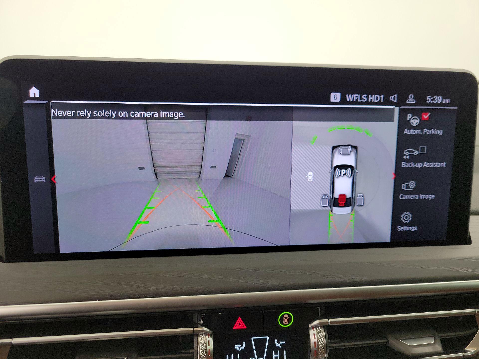 Thumbnail: 2022 BMW X4 - 15