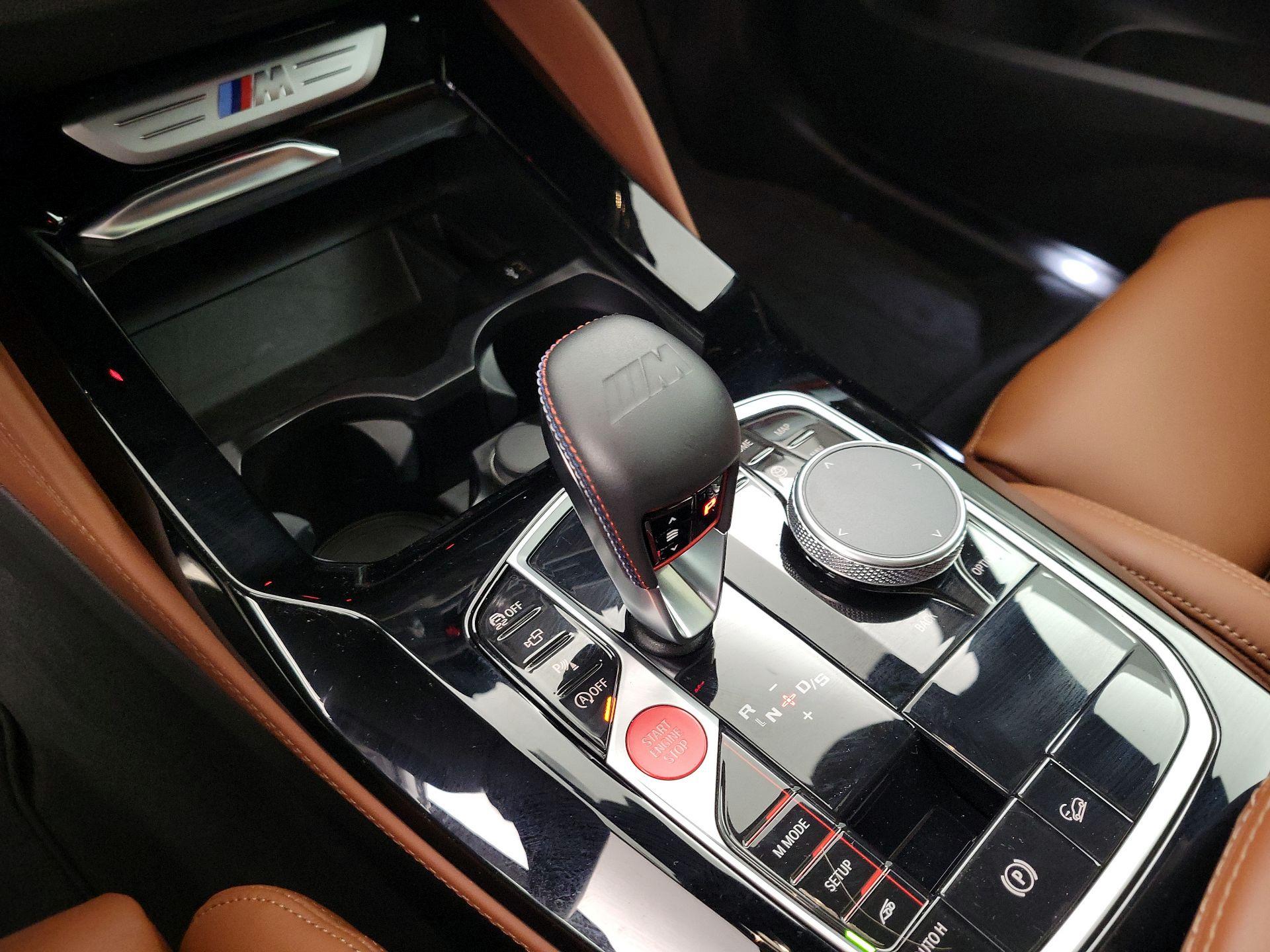 Thumbnail: 2022 BMW X4 - 18