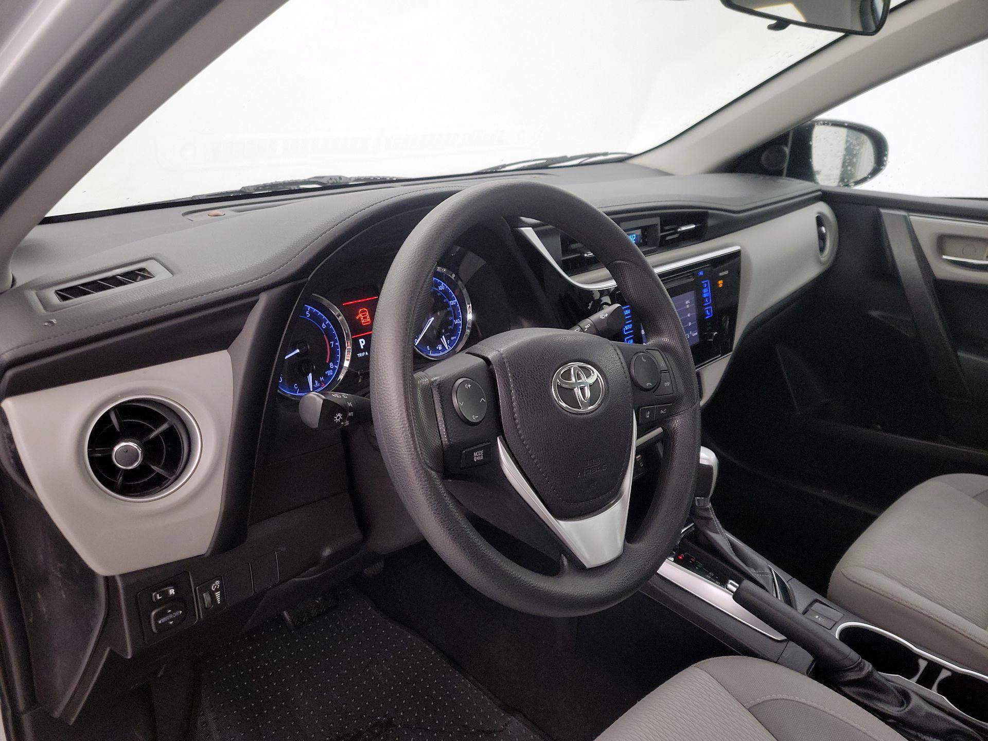 Thumbnail: 2017 Toyota Corolla - 9