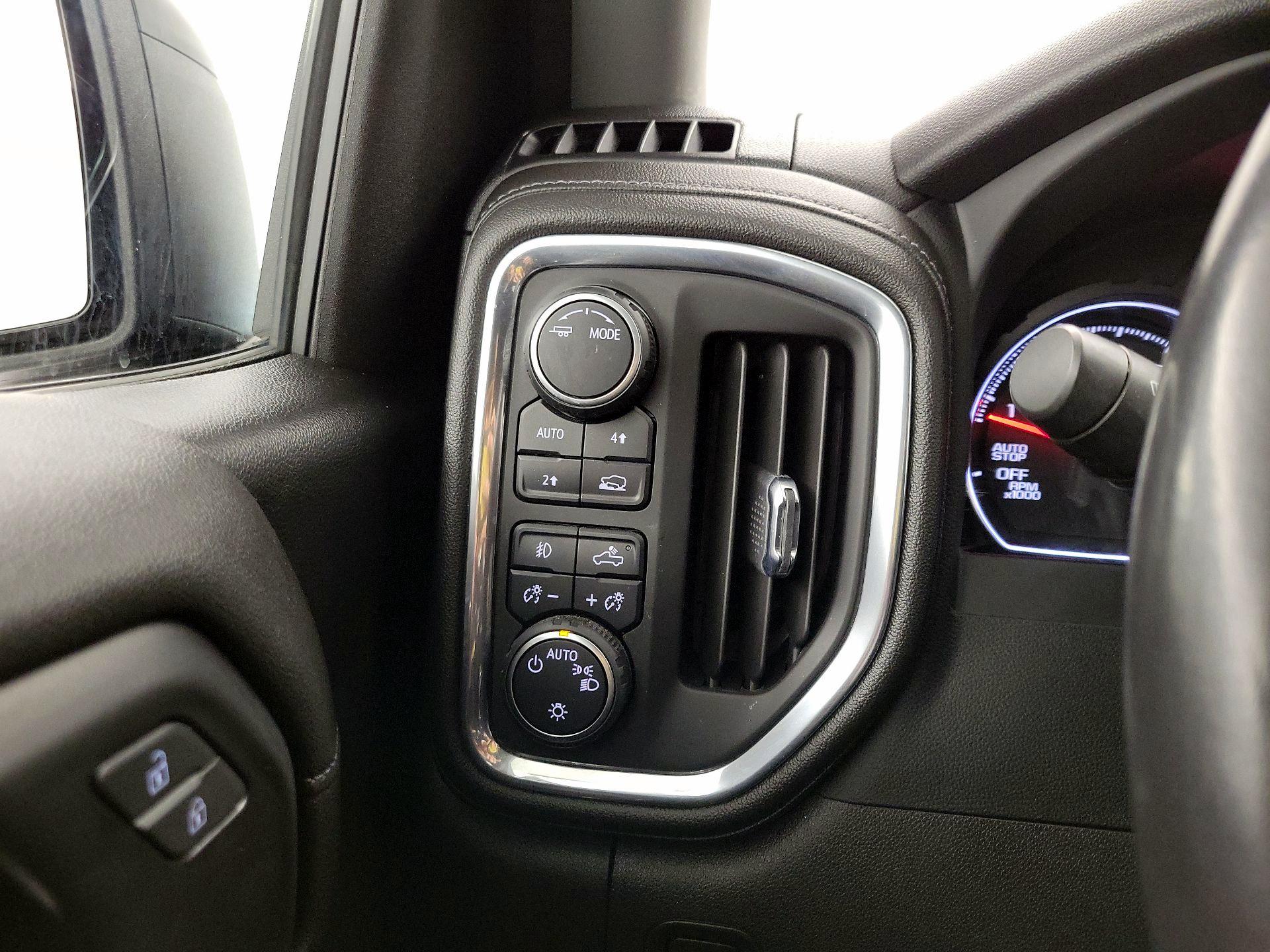 Thumbnail: 2022 Chevrolet Silverado 1500 - 13