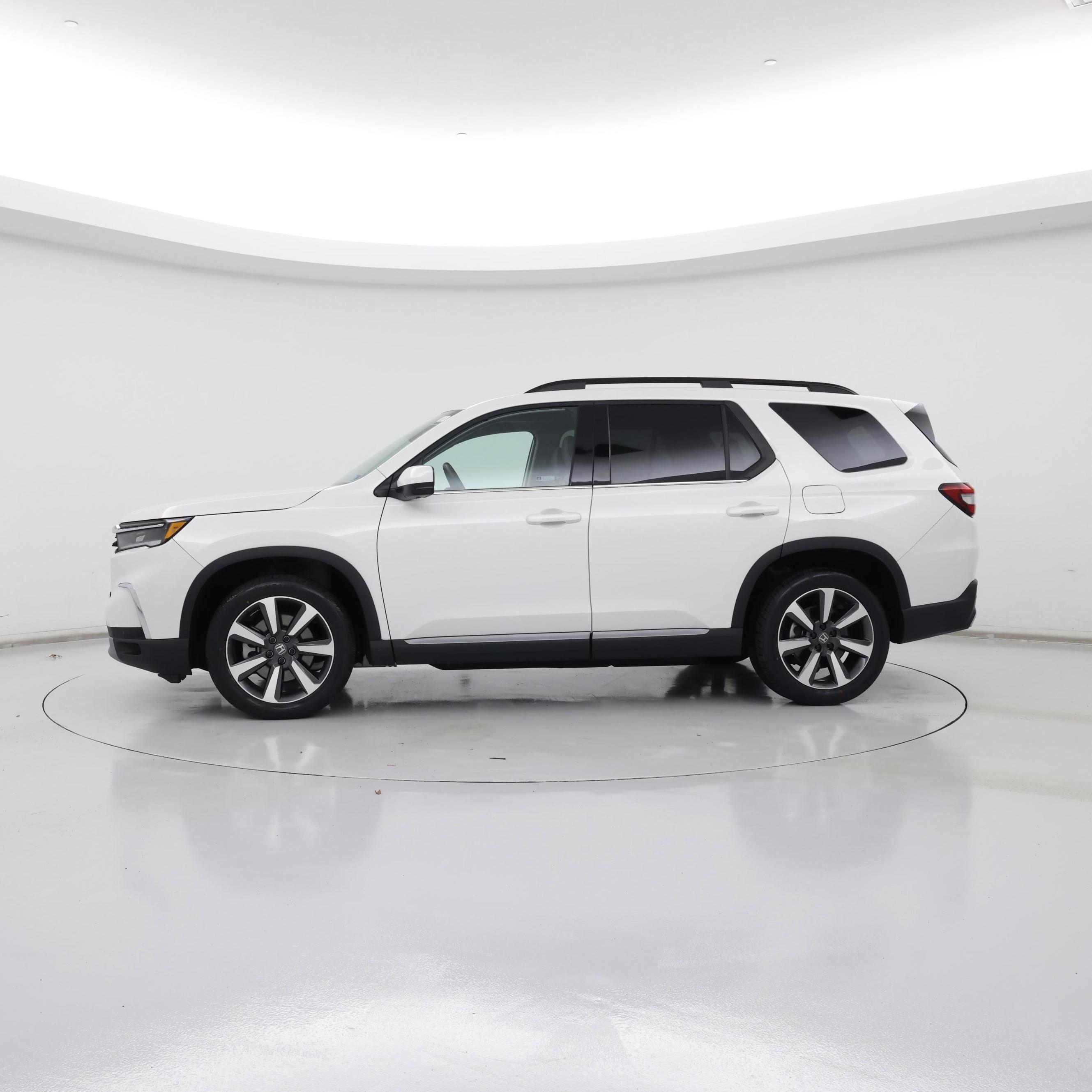 Thumbnail: 2024 Honda Pilot - 3