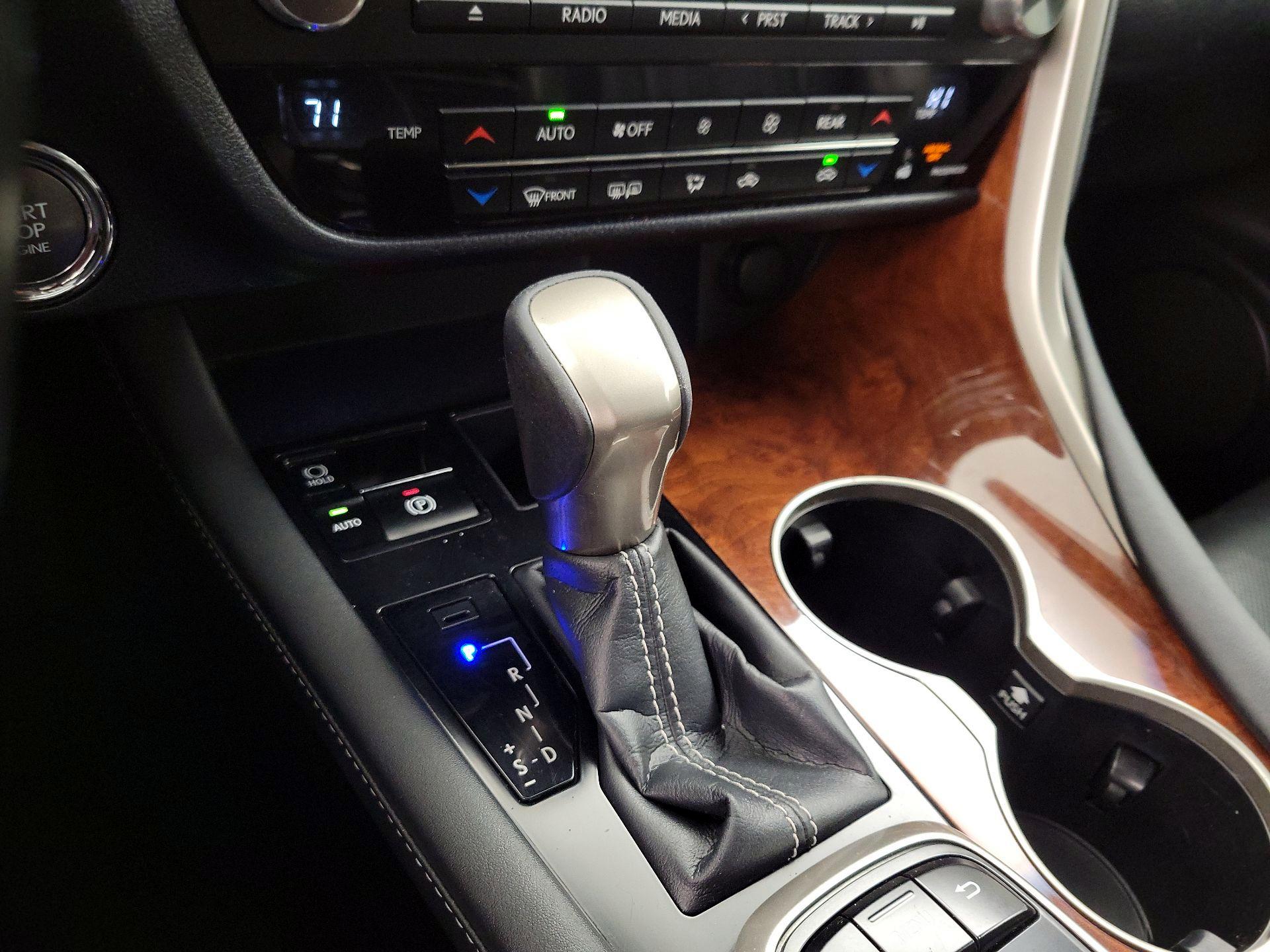 Thumbnail: 2018 Lexus RX - 17