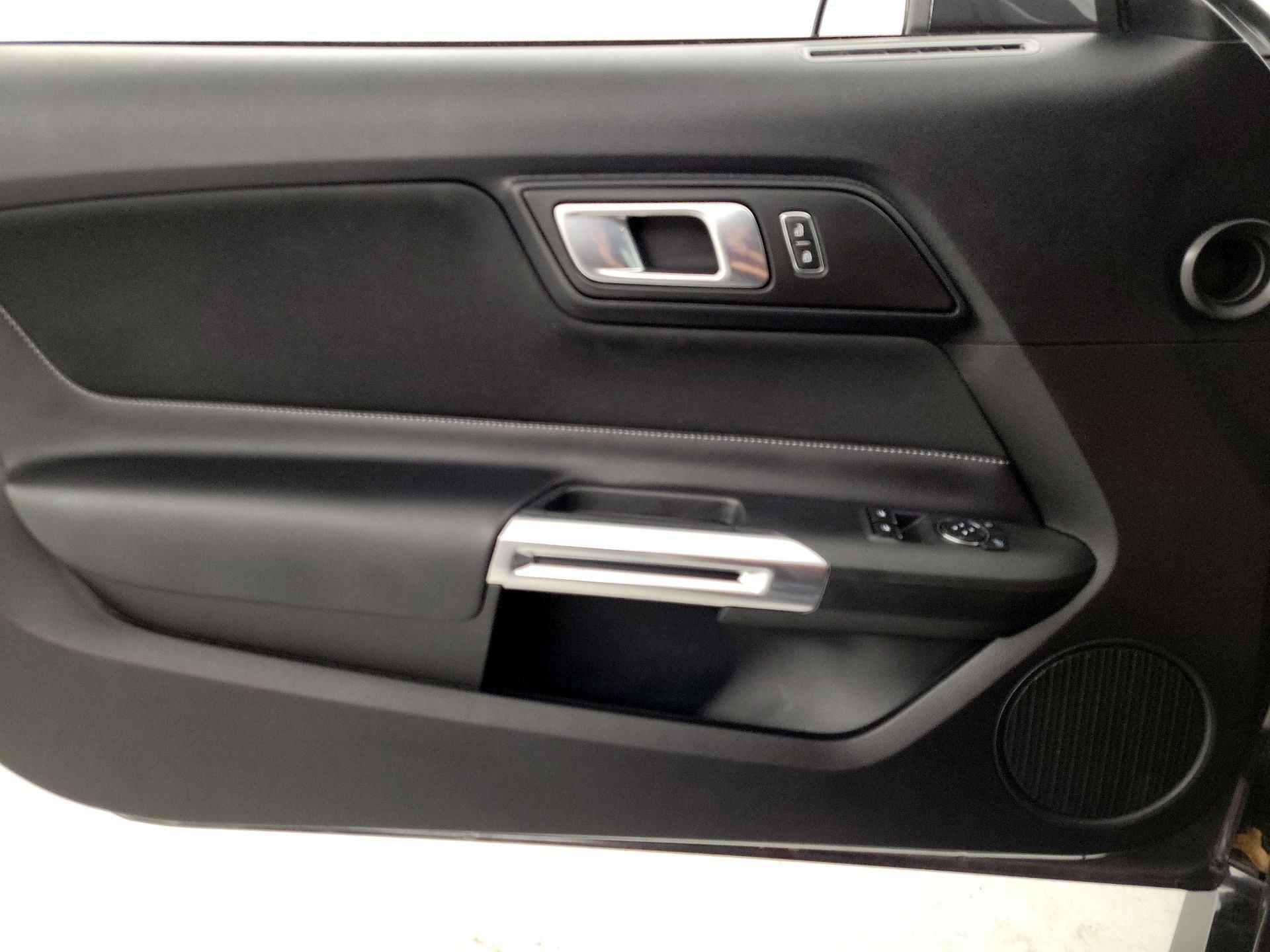 Thumbnail: 2022 Ford Mustang - 12