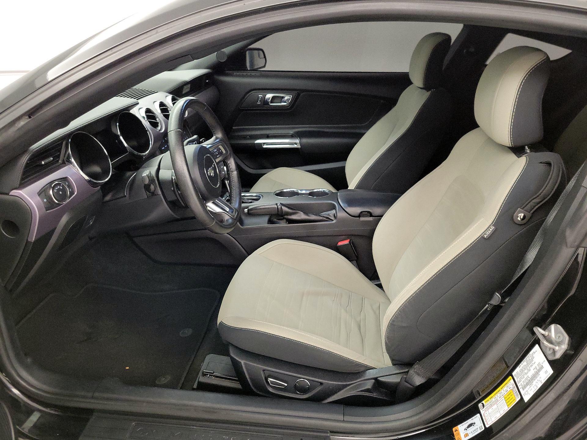 Thumbnail: 2017 Ford Mustang - 11