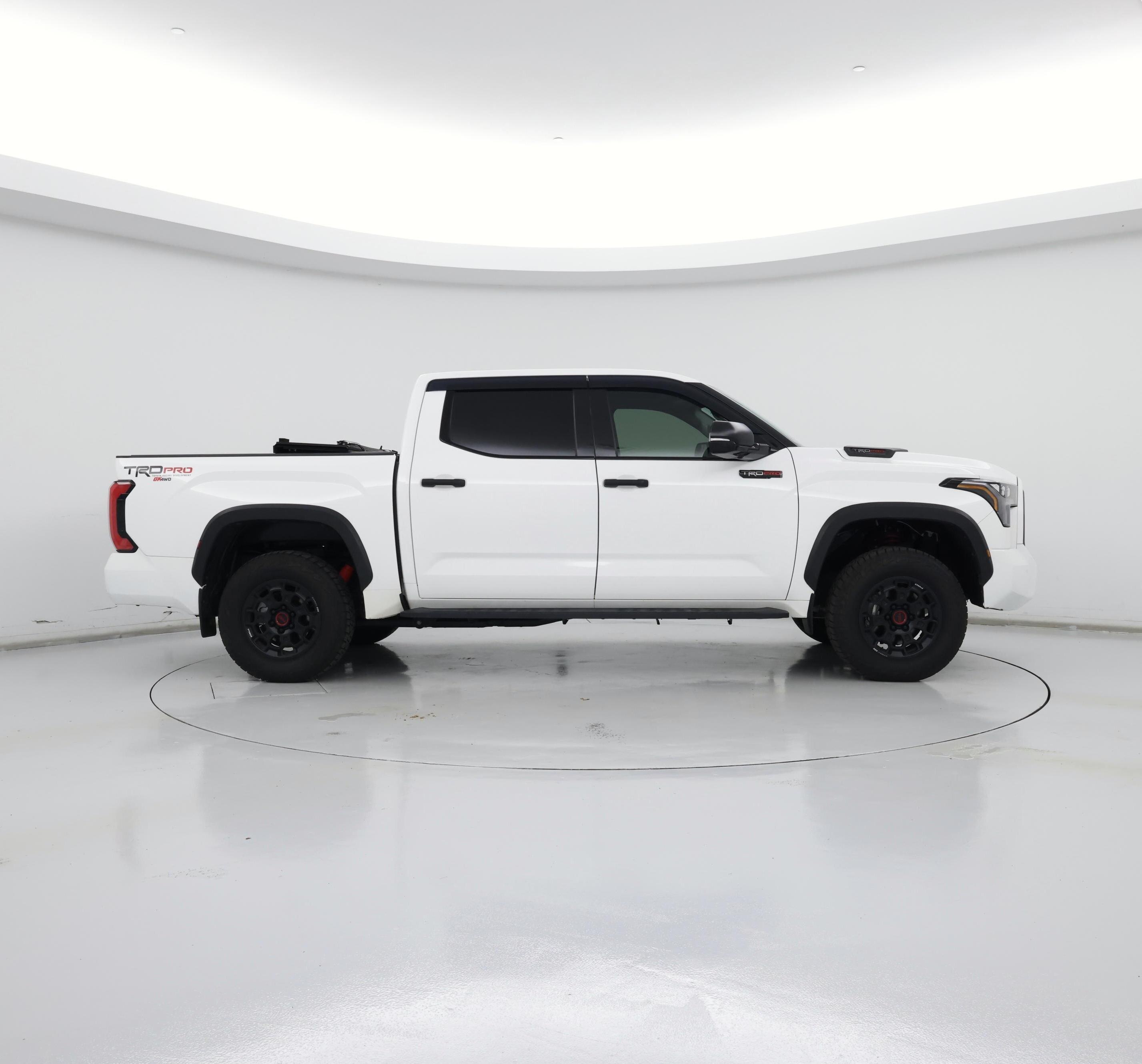 Thumbnail: 2022 Toyota Tundra - 7