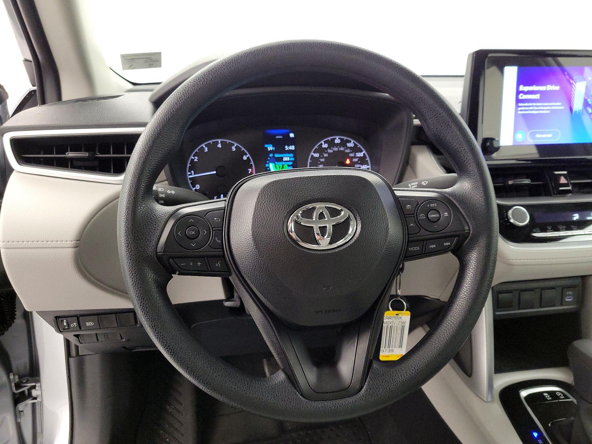 Thumbnail: 2025 Toyota Corolla Cross - 10