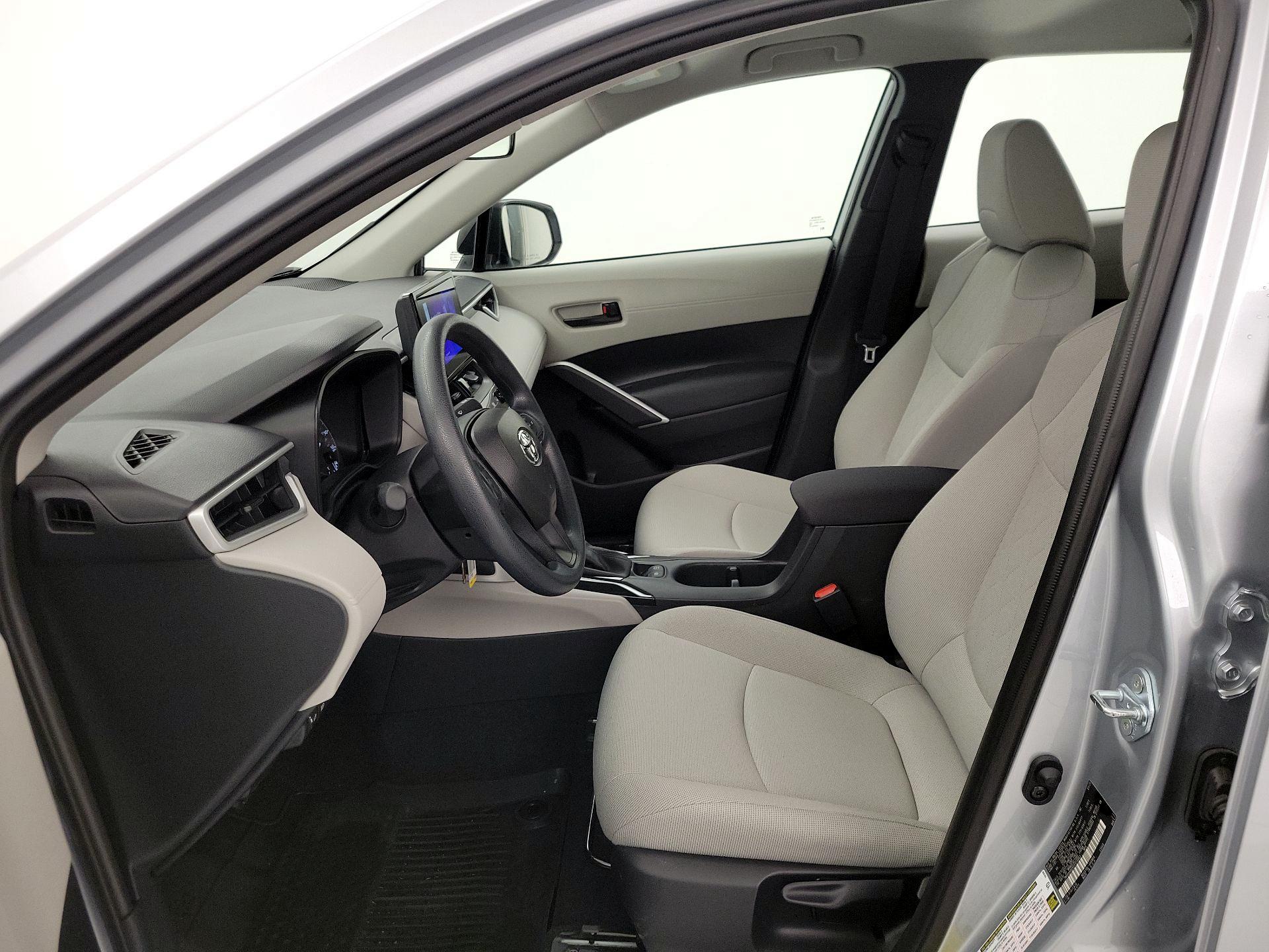 Thumbnail: 2025 Toyota Corolla Cross - 11