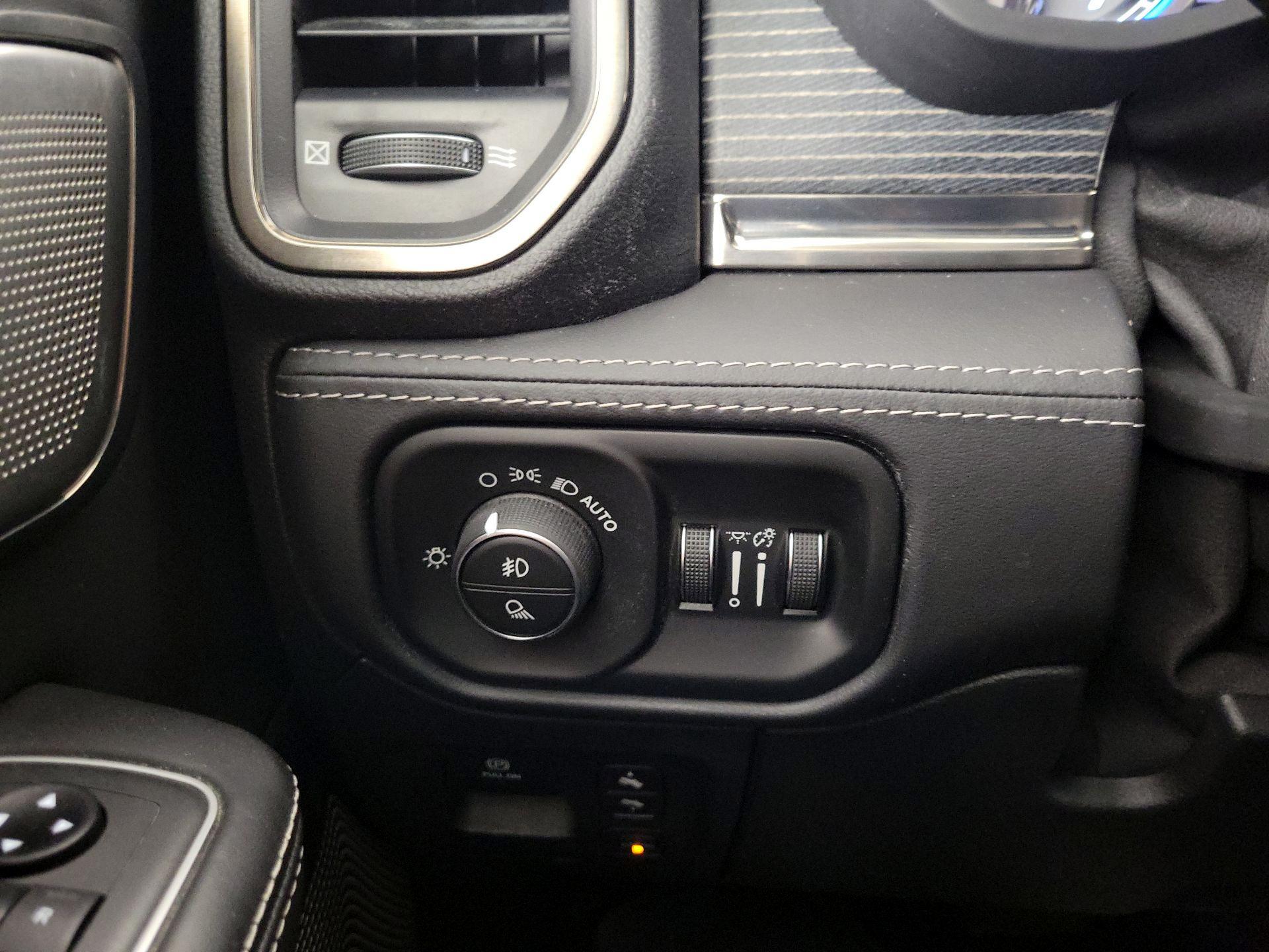 Thumbnail: 2021 RAM 1500 - 13