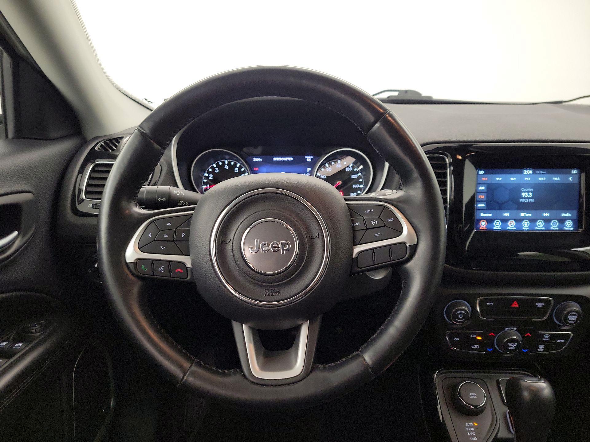 Thumbnail: 2021 Jeep Compass - 10