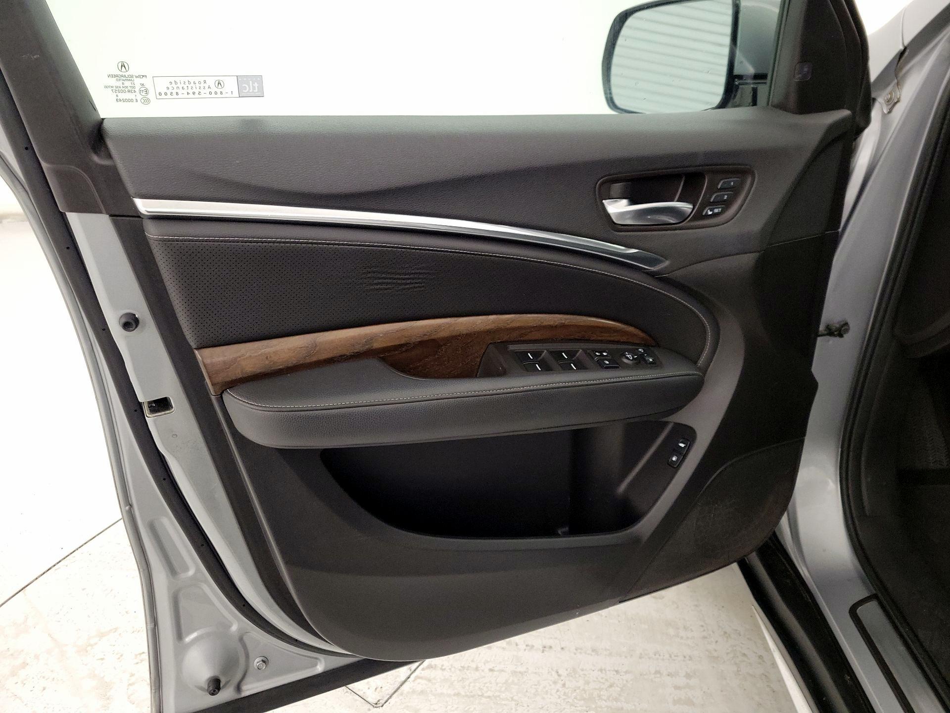 Thumbnail: 2019 Acura MDX - 12