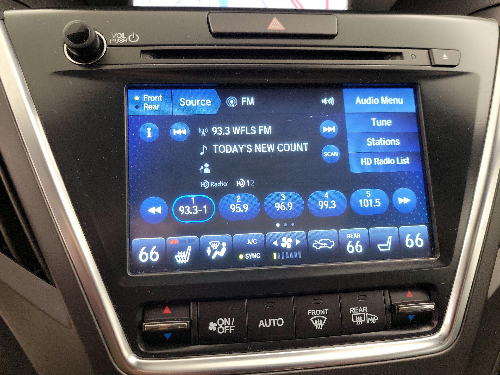 Thumbnail: 2019 Acura MDX - 16