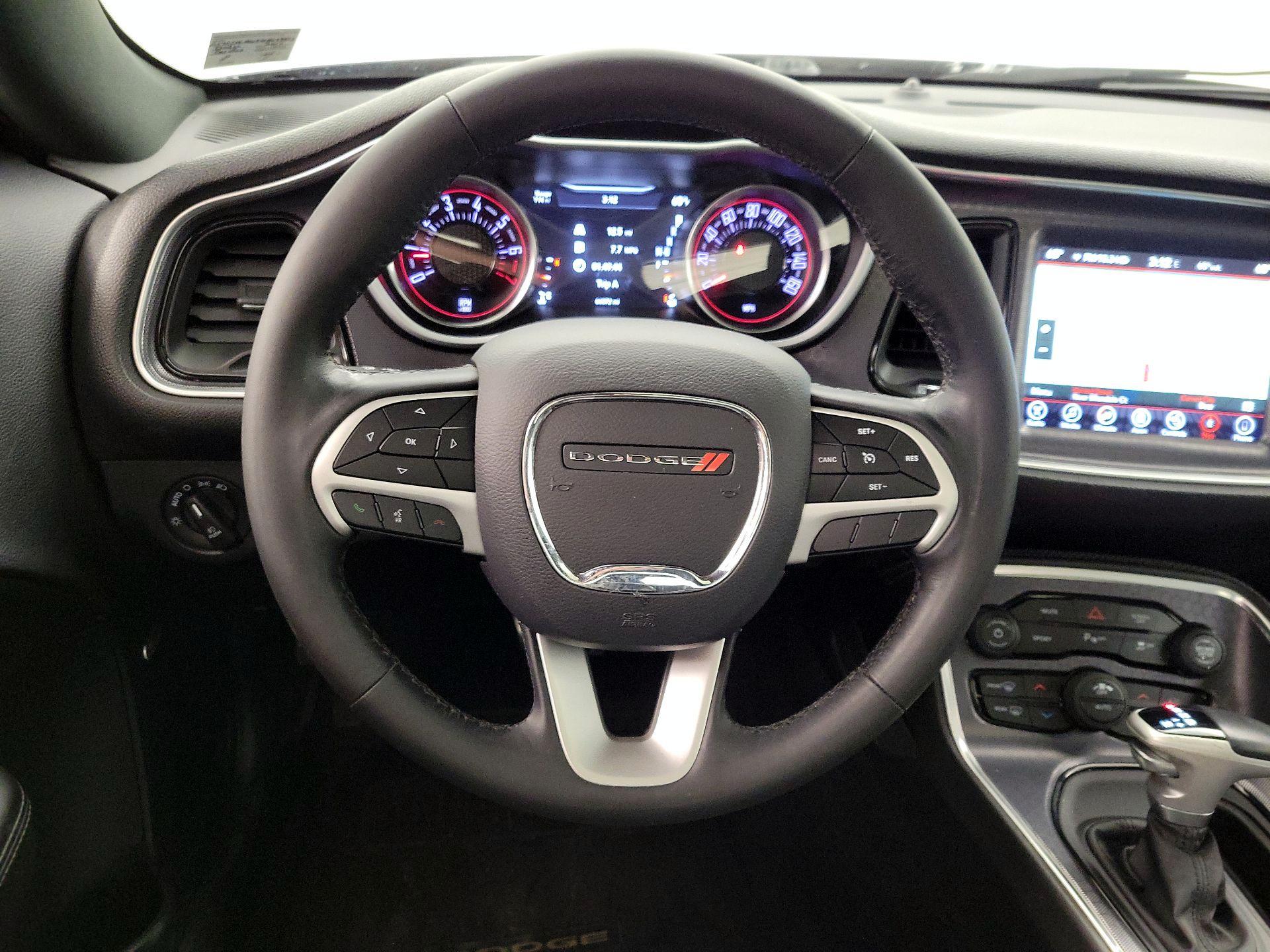 Thumbnail: 2017 Dodge Challenger - 10