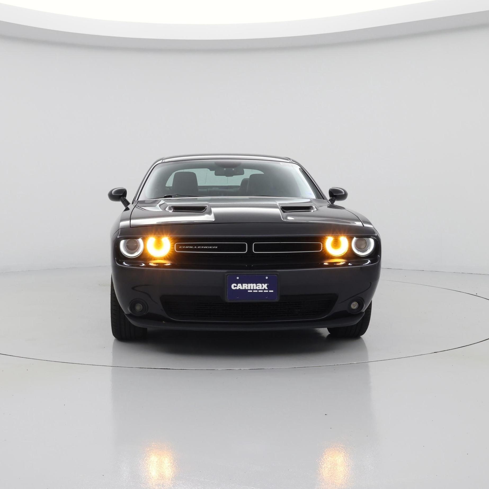 Thumbnail: 2017 Dodge Challenger - 5