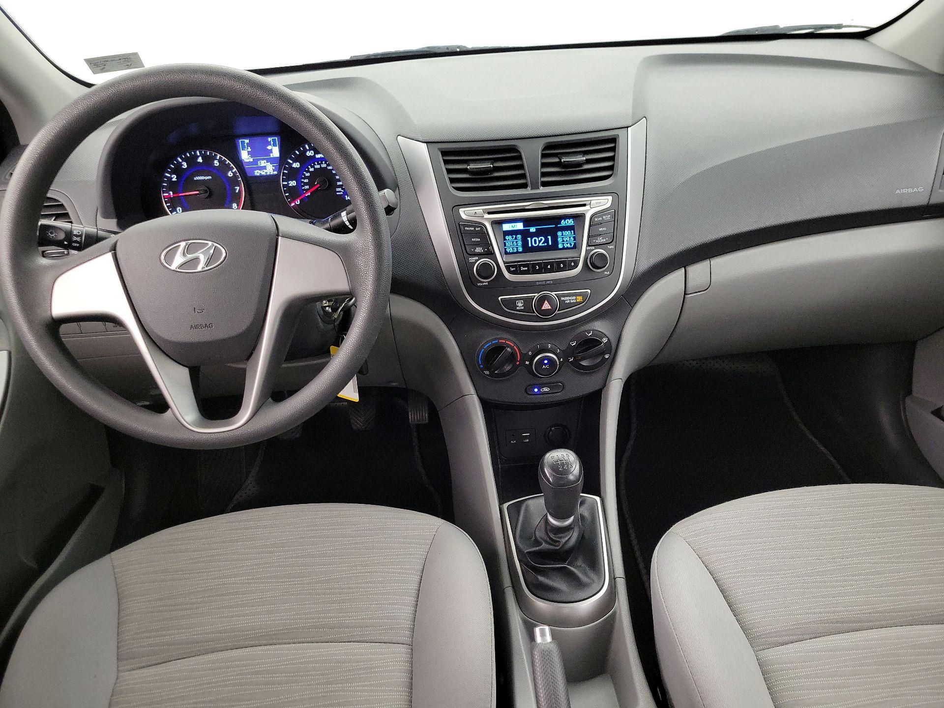 Thumbnail: 2017 Hyundai Accent - 9