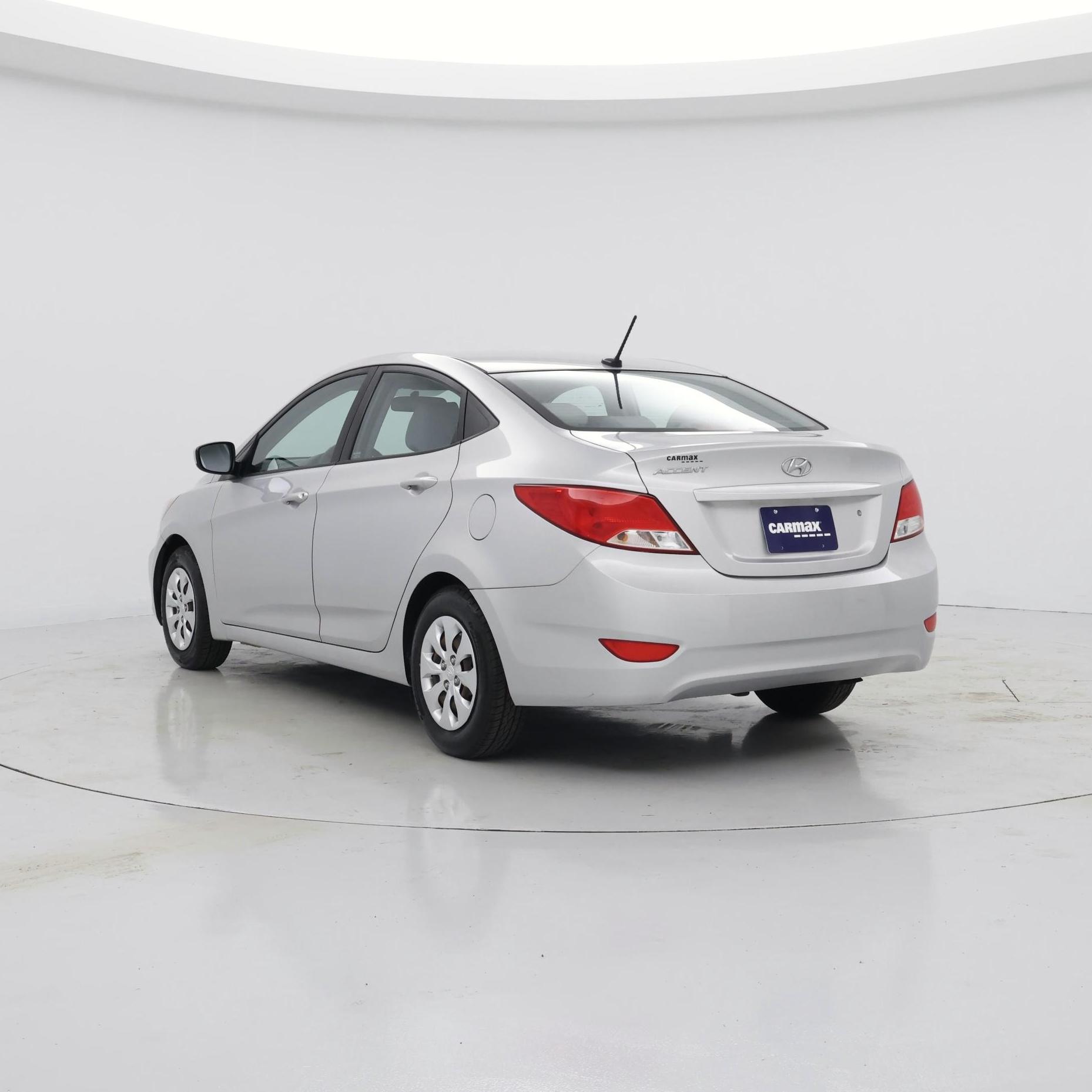 Thumbnail: 2017 Hyundai Accent - 2