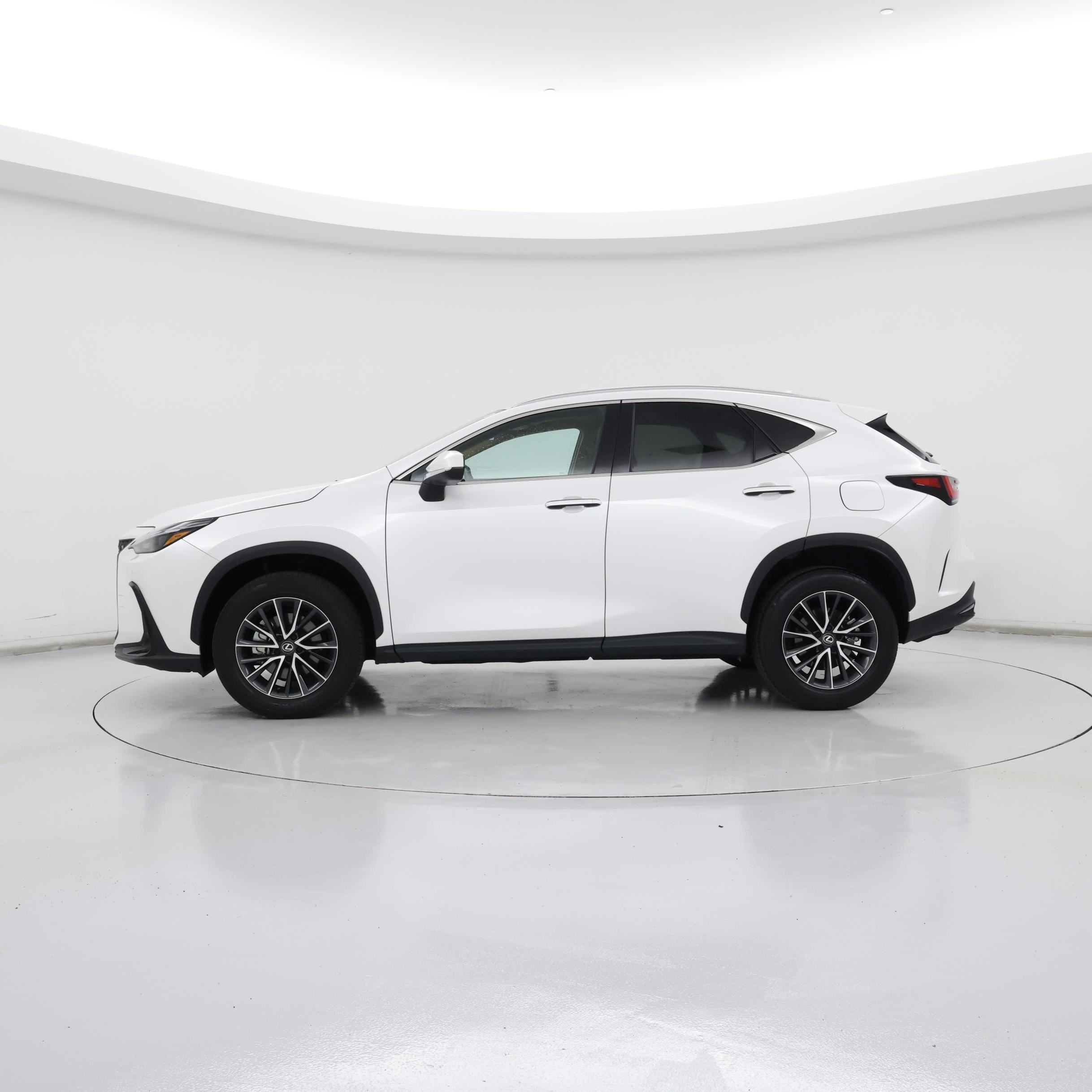 Thumbnail: 2024 Lexus NX - 3