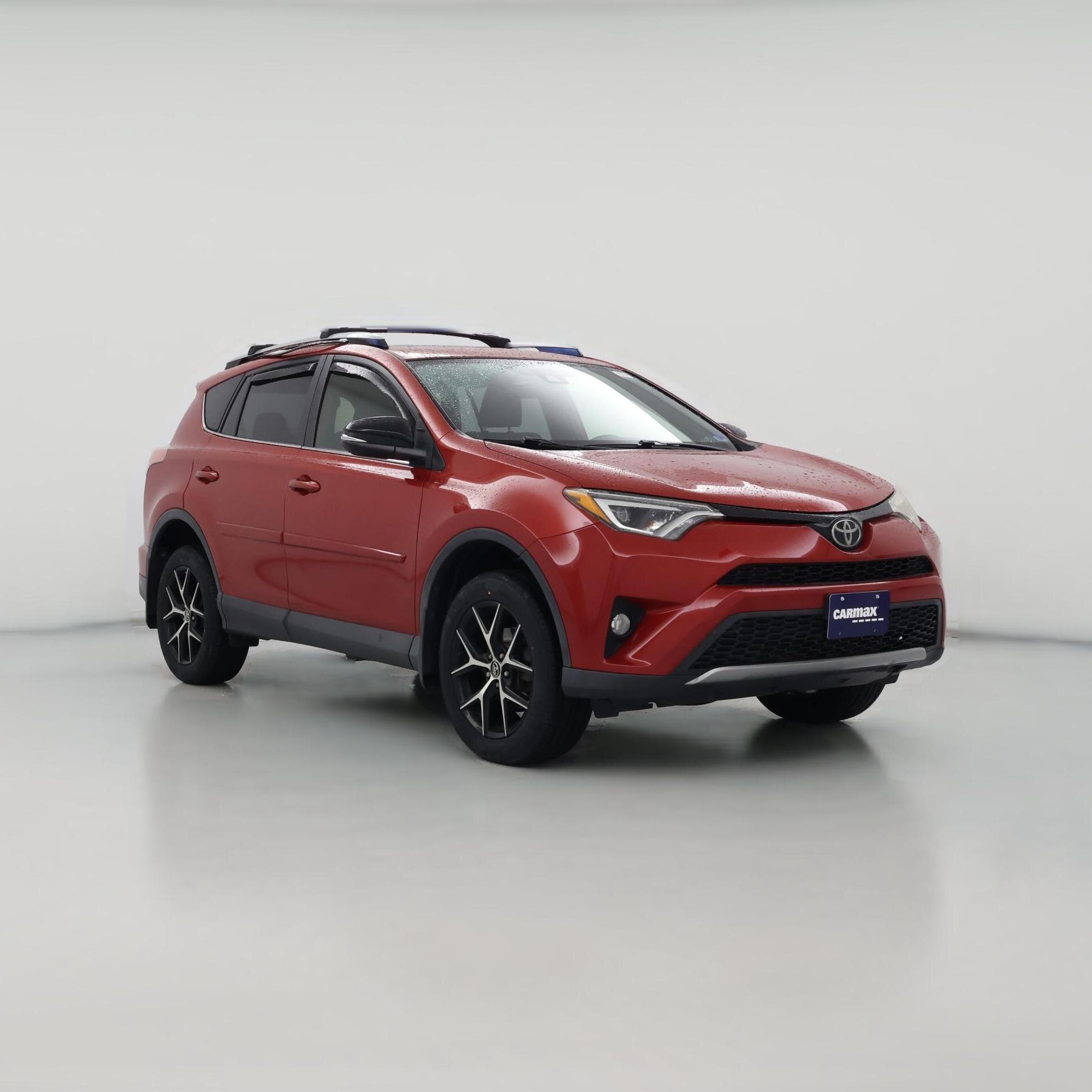 Thumbnail: 2017 Toyota RAV4 - 1