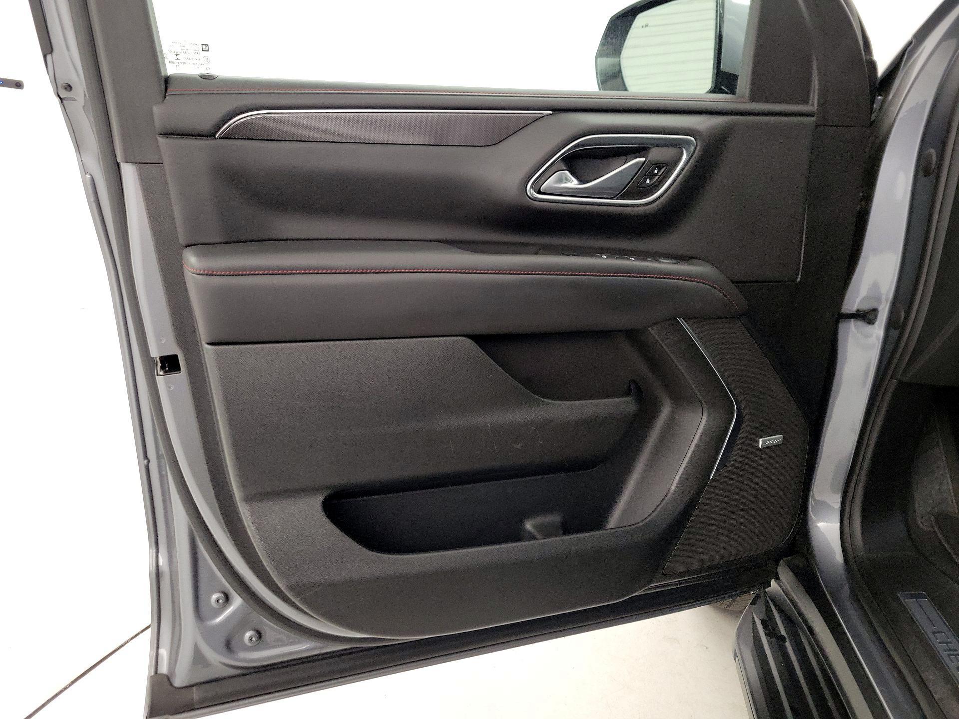 Thumbnail: 2022 Chevrolet Tahoe - 12