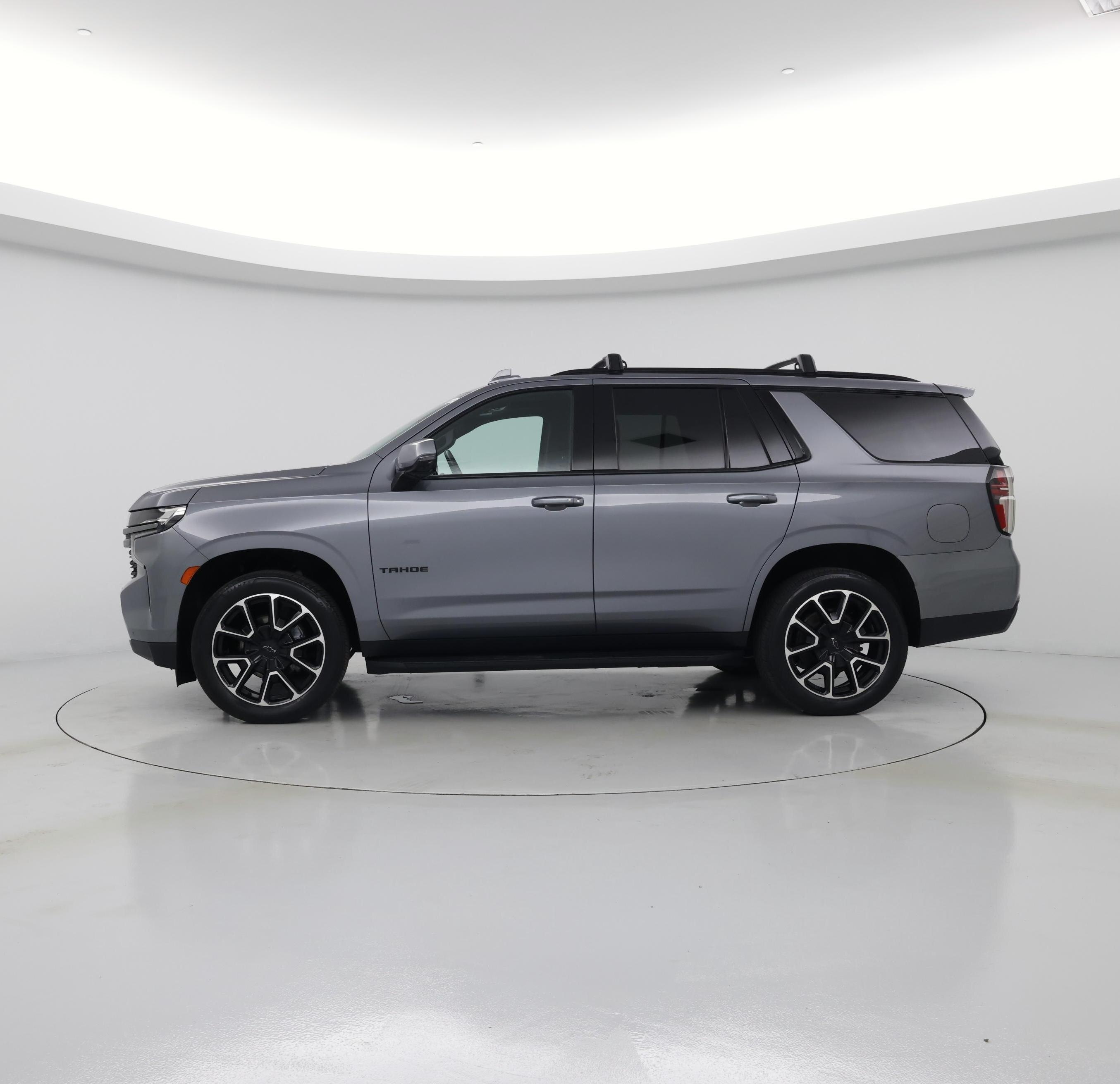 Thumbnail: 2022 Chevrolet Tahoe - 3