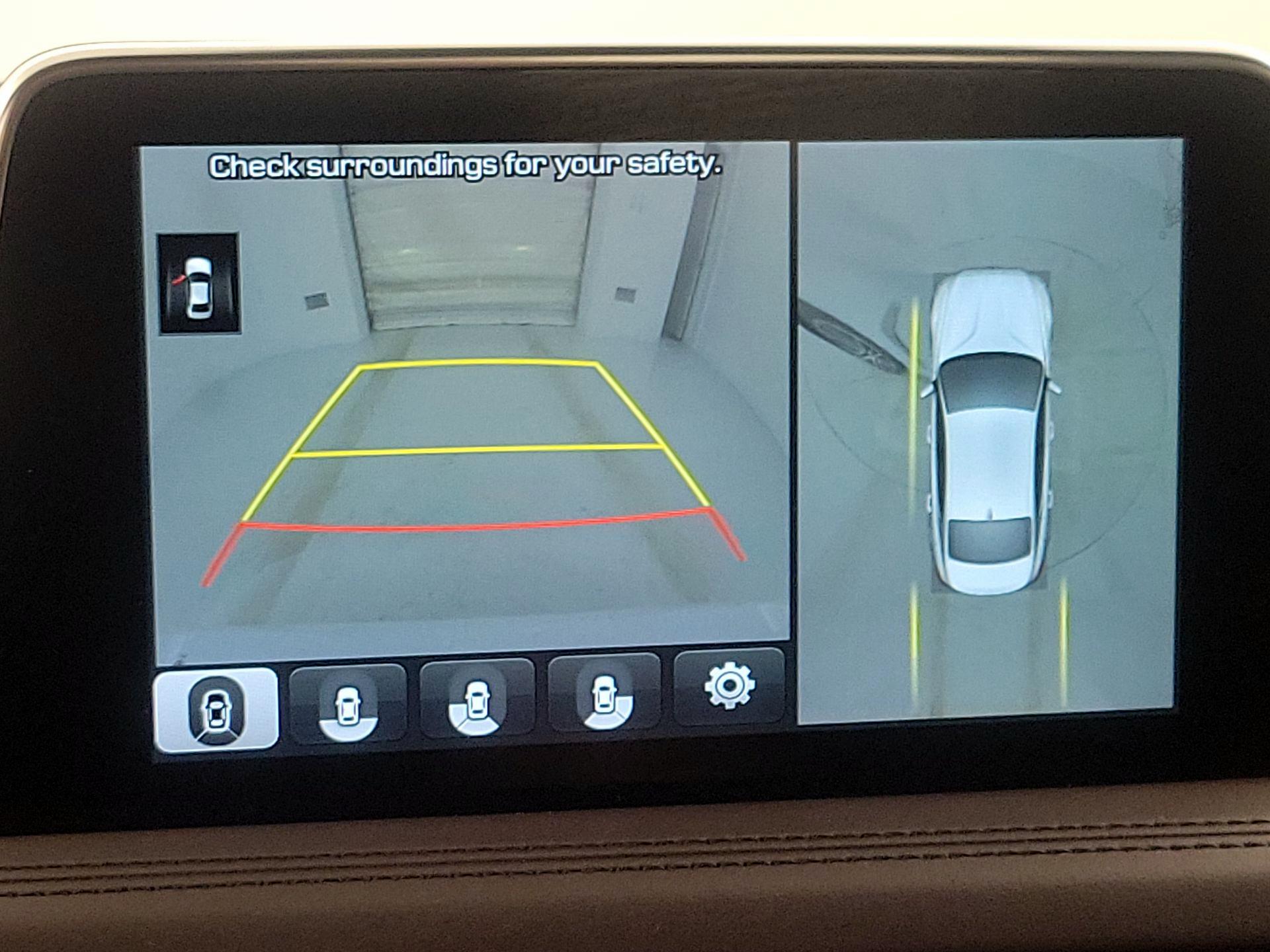 Thumbnail: 2019 Genesis G70 - 15