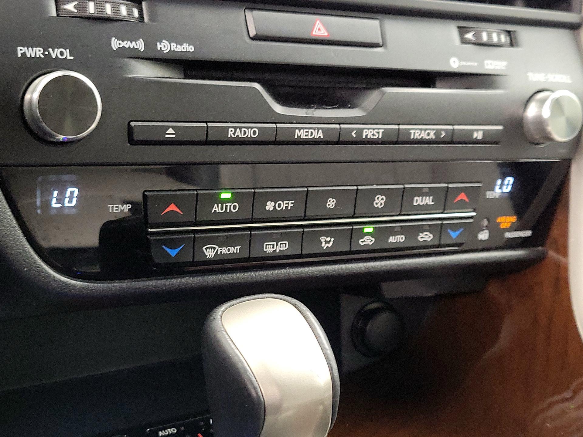 Thumbnail: 2018 Lexus RX - 17