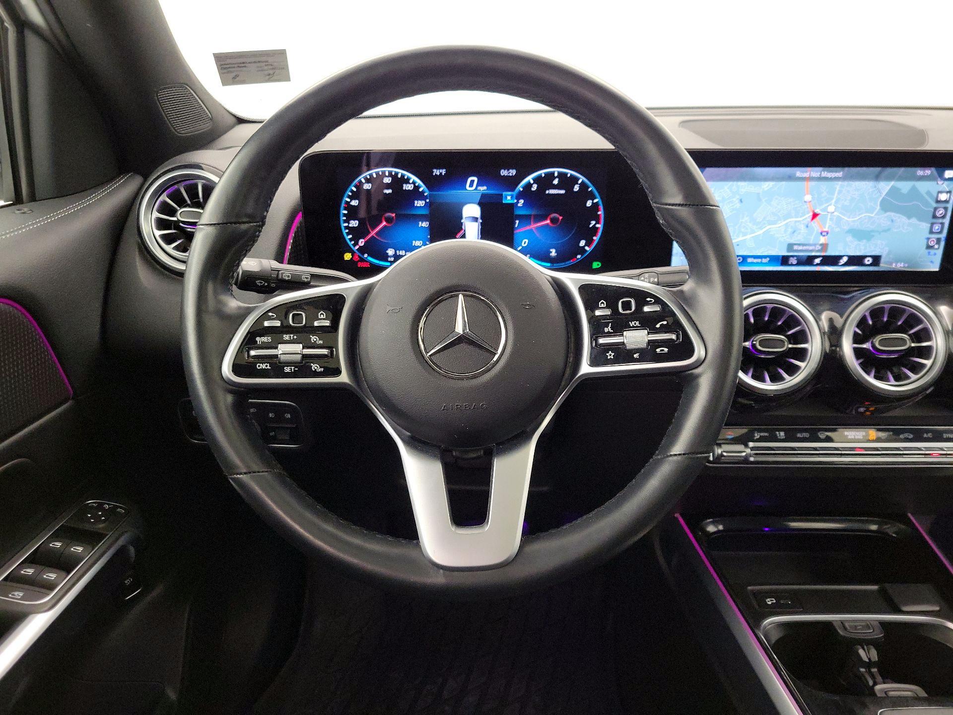 Thumbnail: 2022 Mercedes-Benz GLB - 10