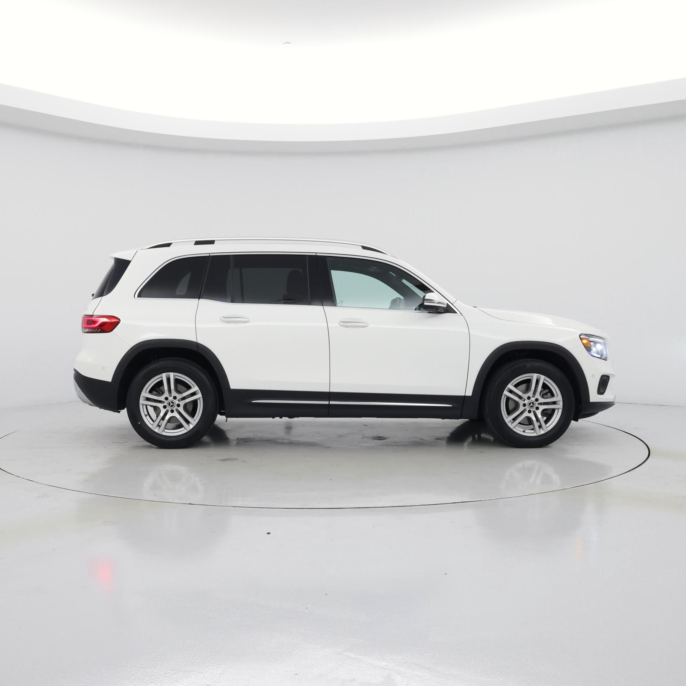 Thumbnail: 2022 Mercedes-Benz GLB - 7