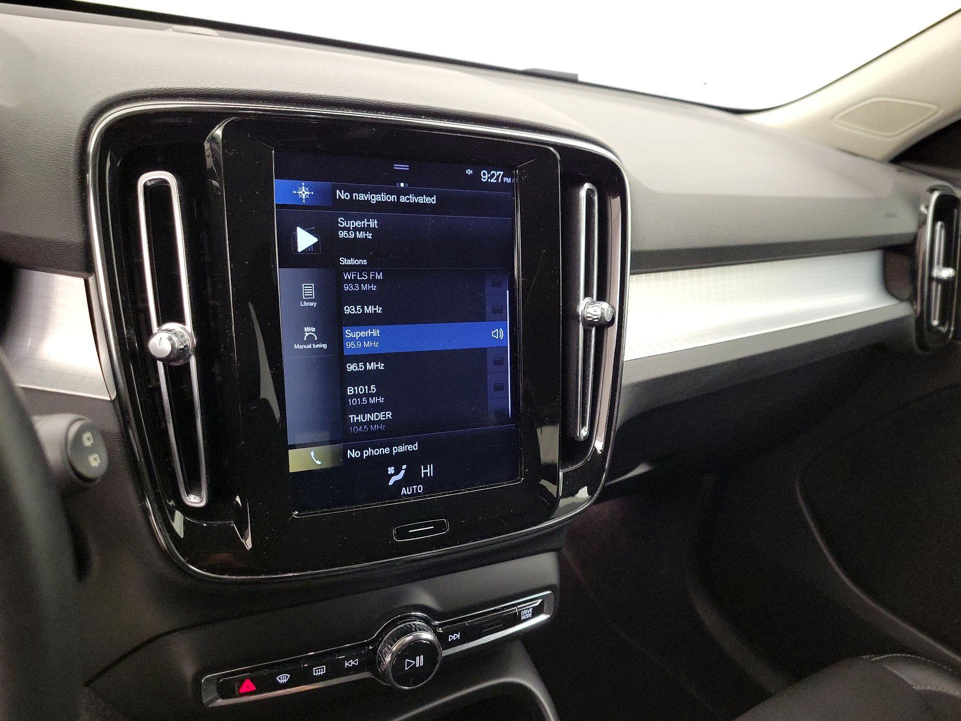 Thumbnail: 2020 Volvo XC40 - 14