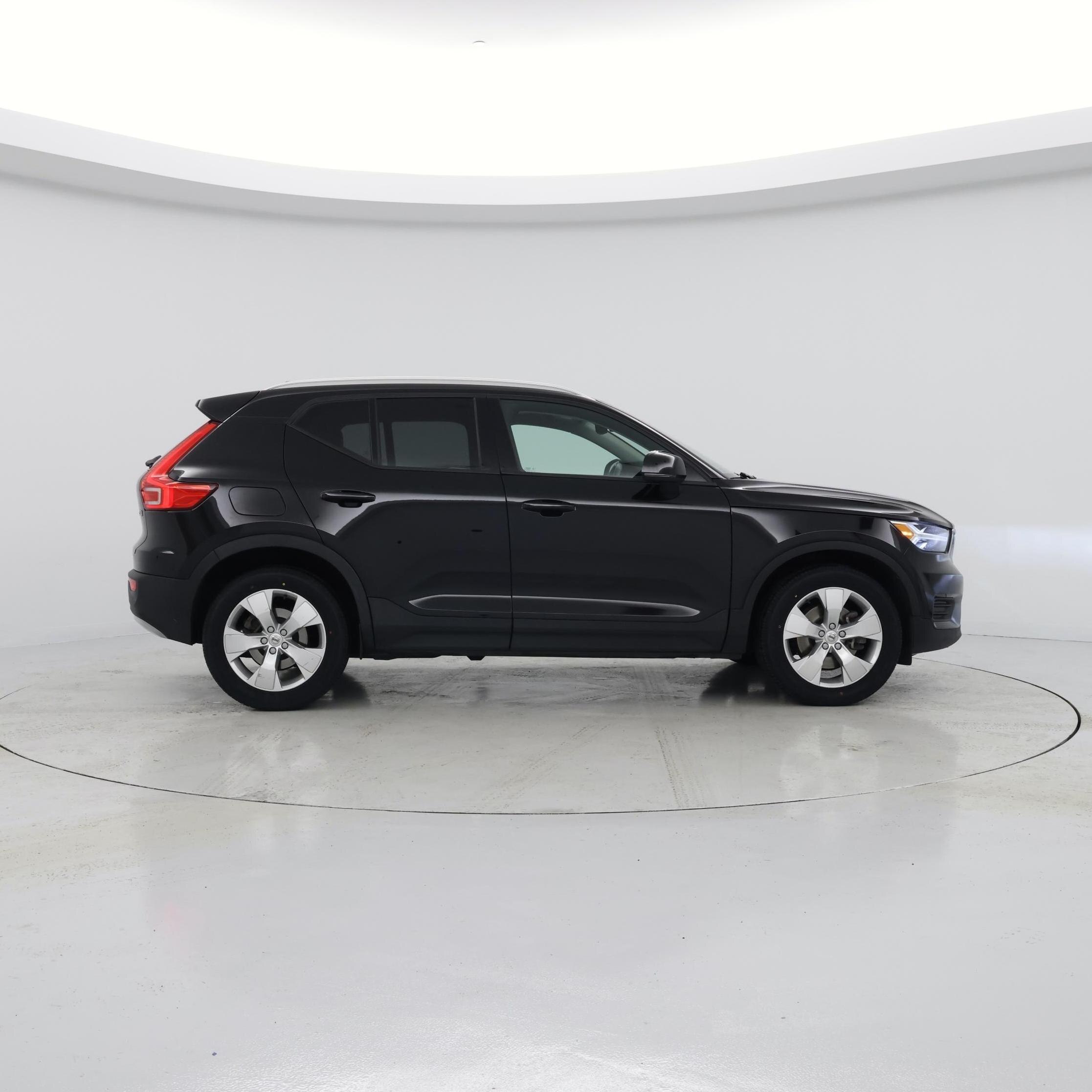 Thumbnail: 2020 Volvo XC40 - 7