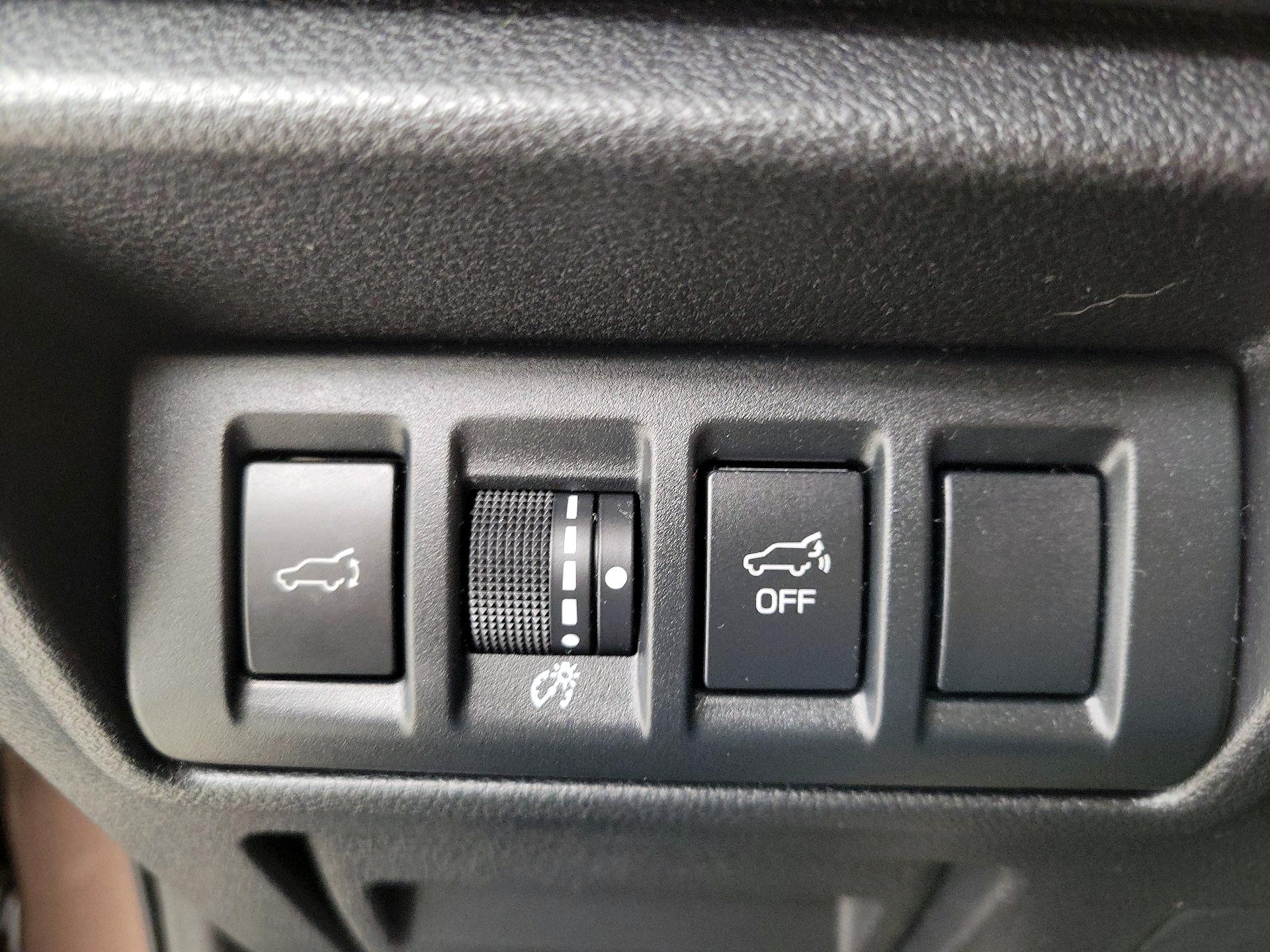 Thumbnail: 2021 Subaru Outback - 13