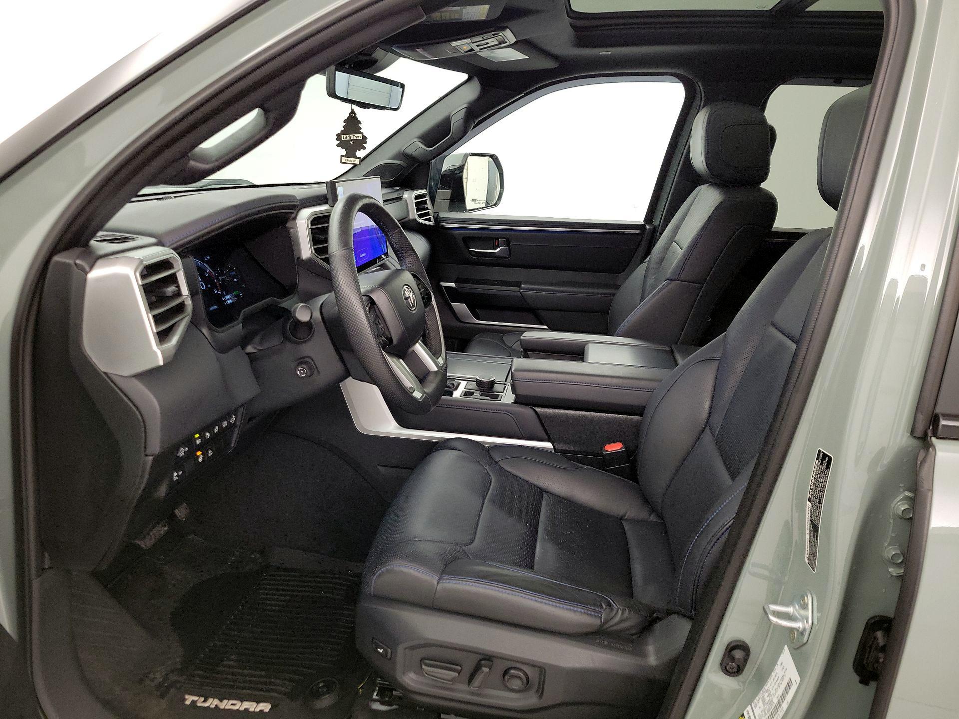Thumbnail: 2024 Toyota Tundra - 11