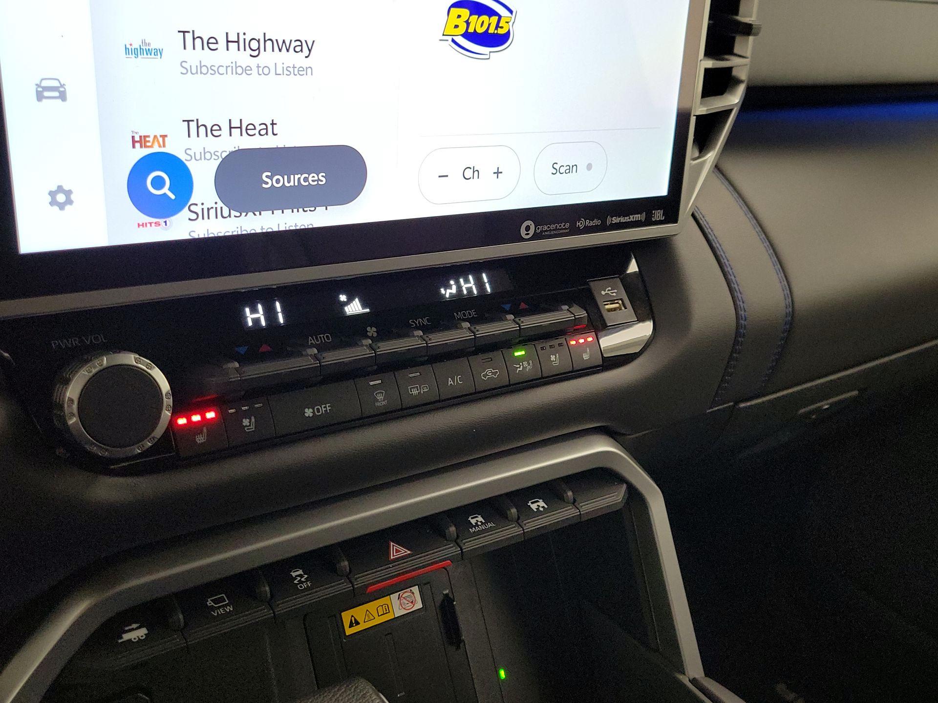 Thumbnail: 2024 Toyota Tundra - 16