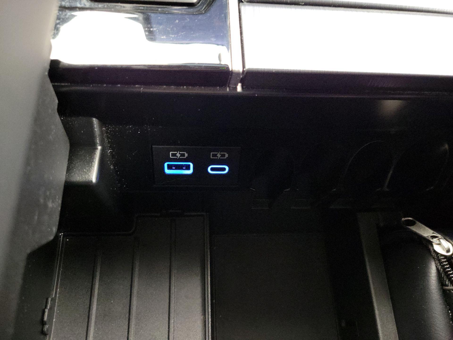 Thumbnail: 2024 Toyota Tundra - 18