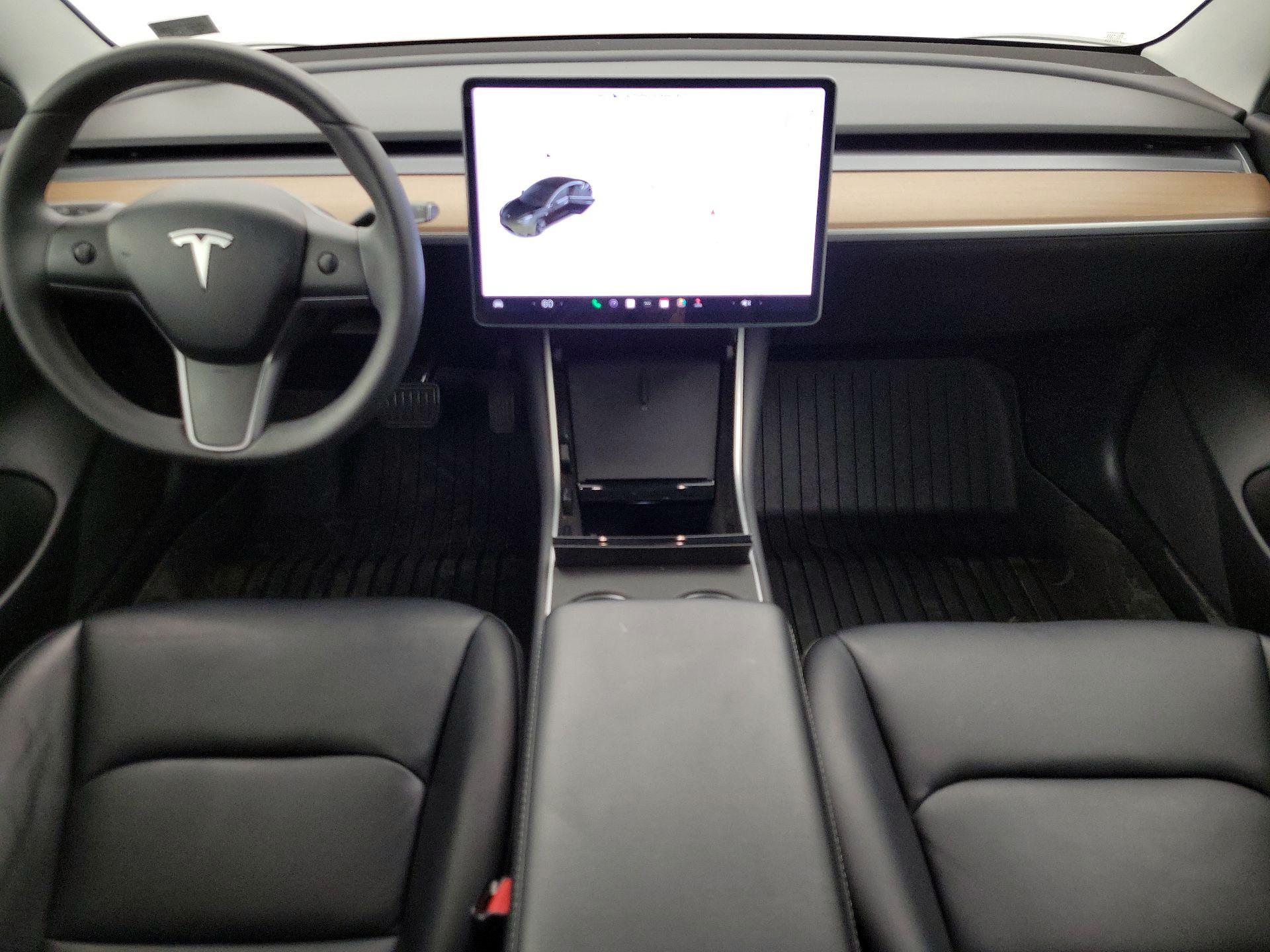 Thumbnail: 2020 Tesla Model 3 - 9