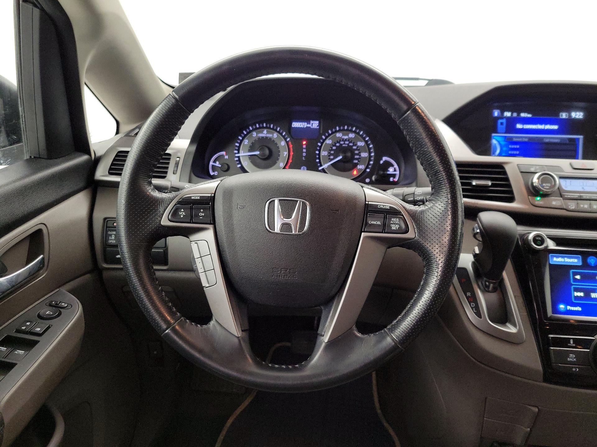 Thumbnail: 2016 Honda Odyssey - 10