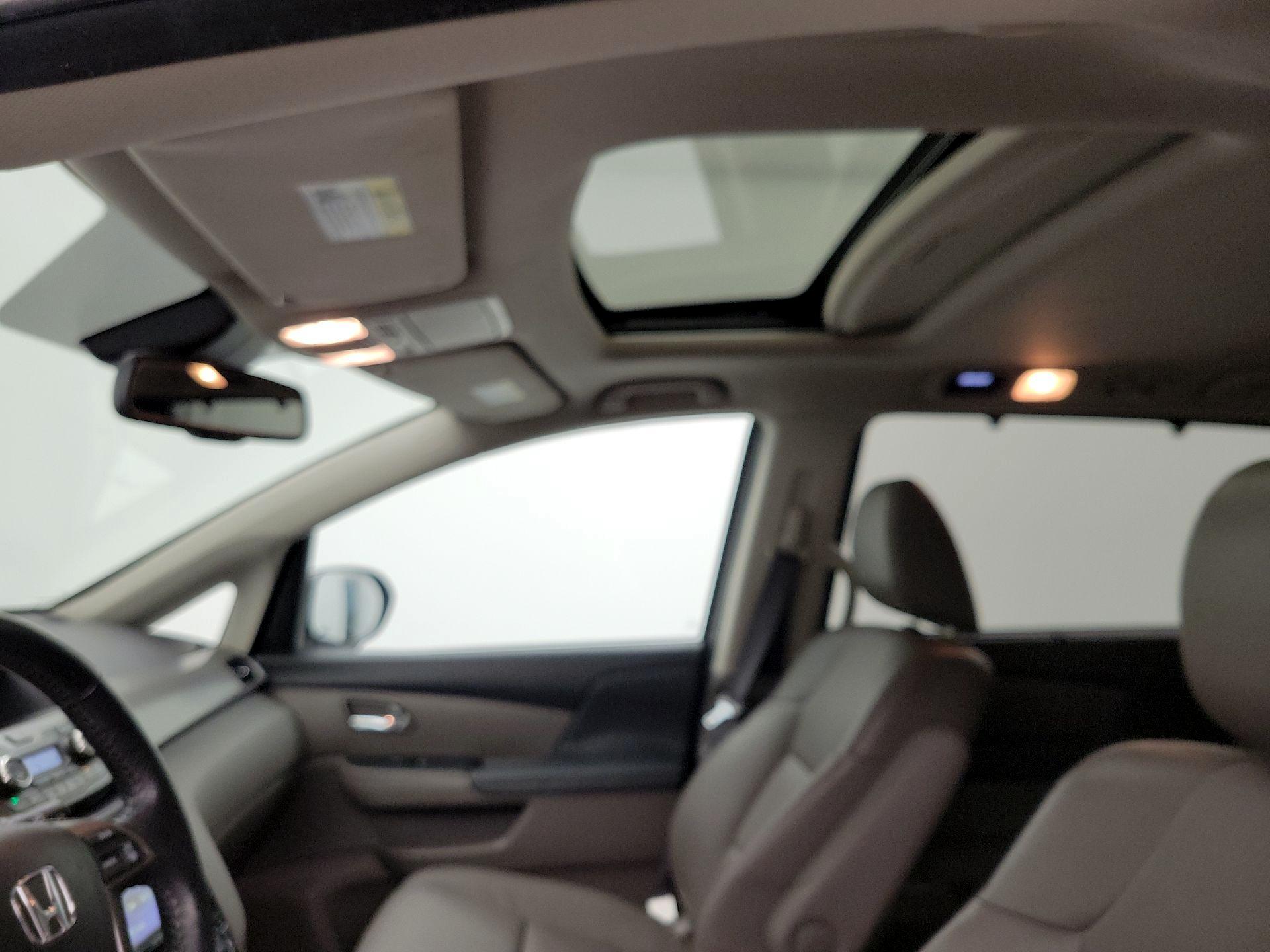 Thumbnail: 2016 Honda Odyssey - 19