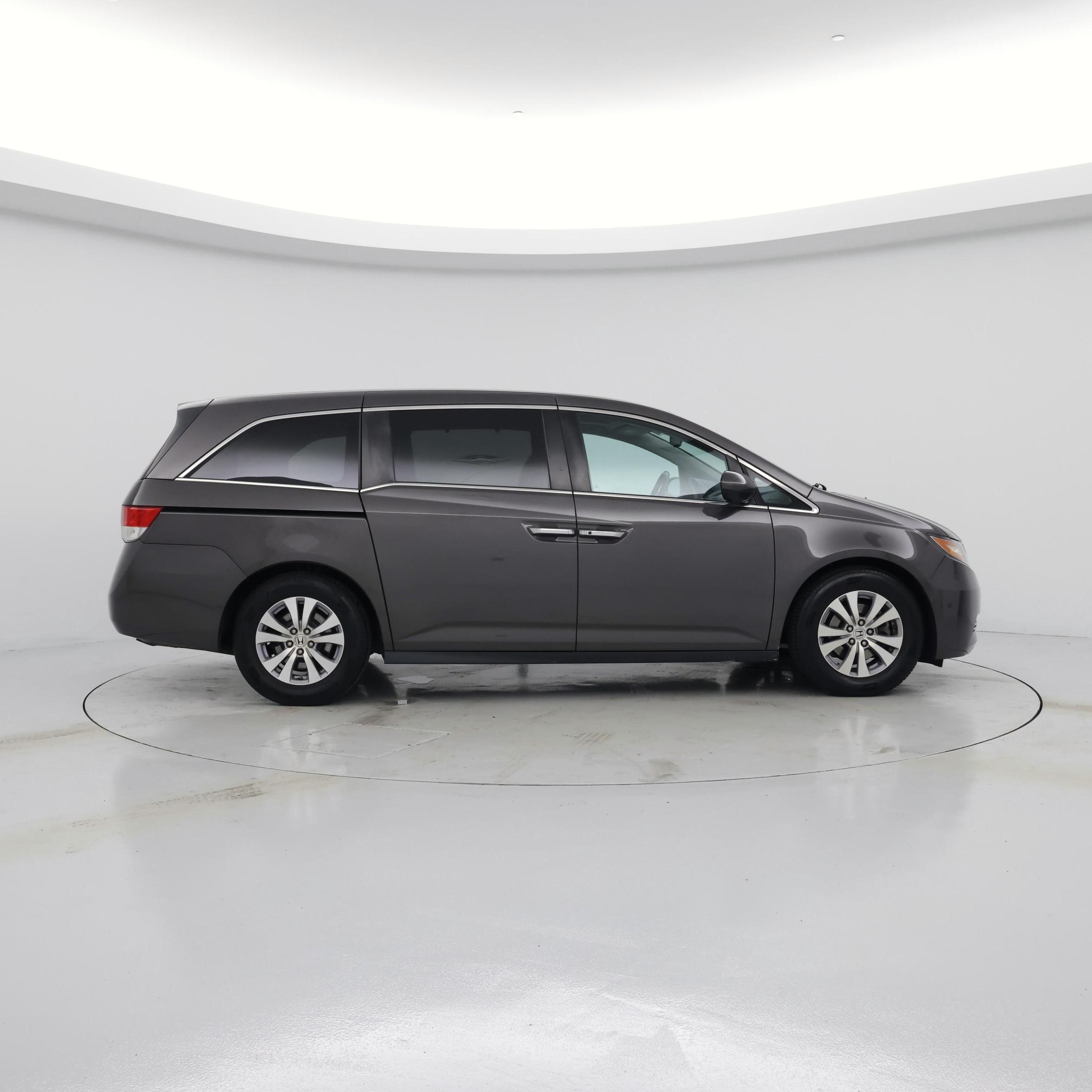 Thumbnail: 2016 Honda Odyssey - 7