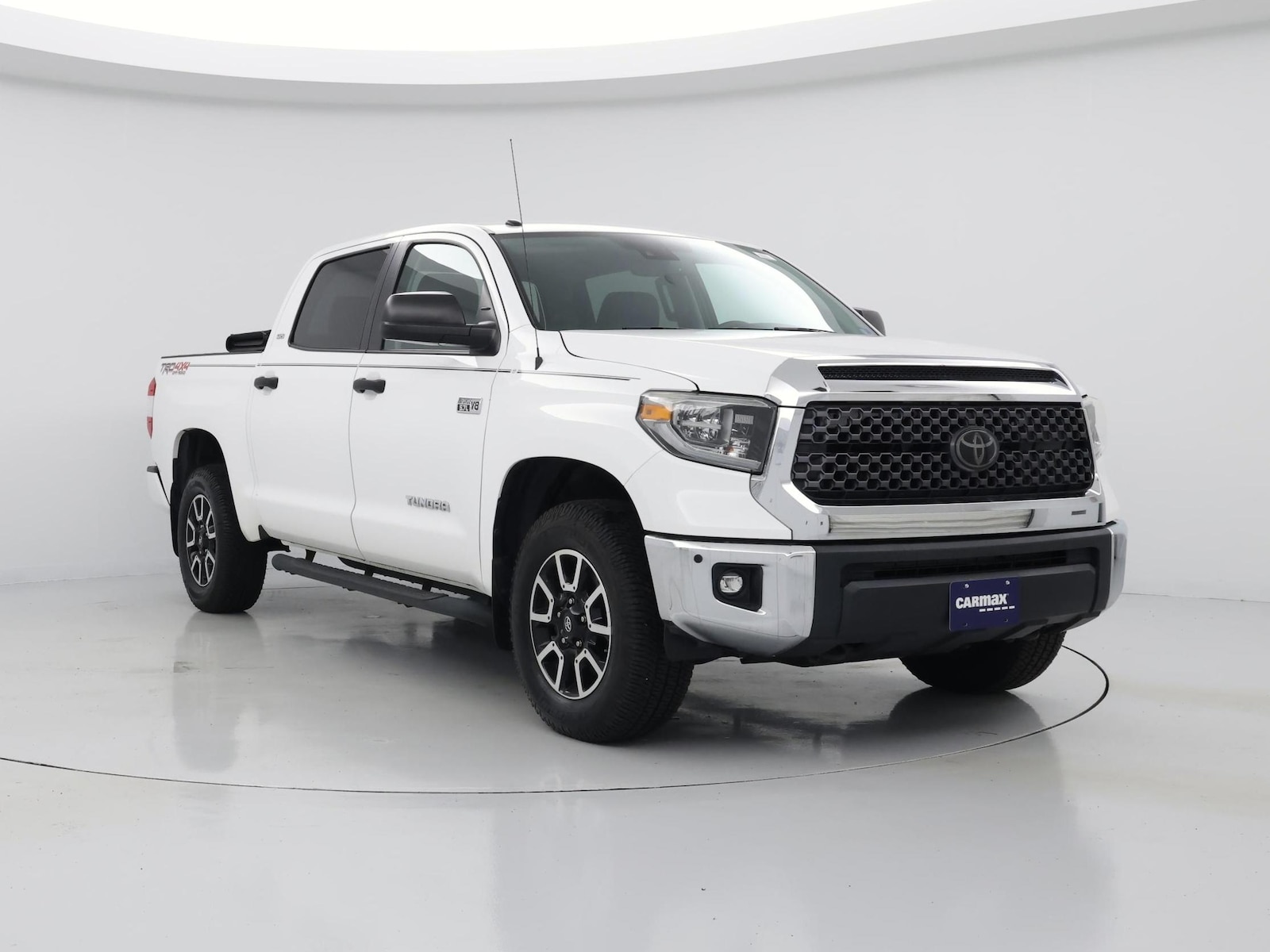 2018 Toyota Tundra SR5 - Photo 2