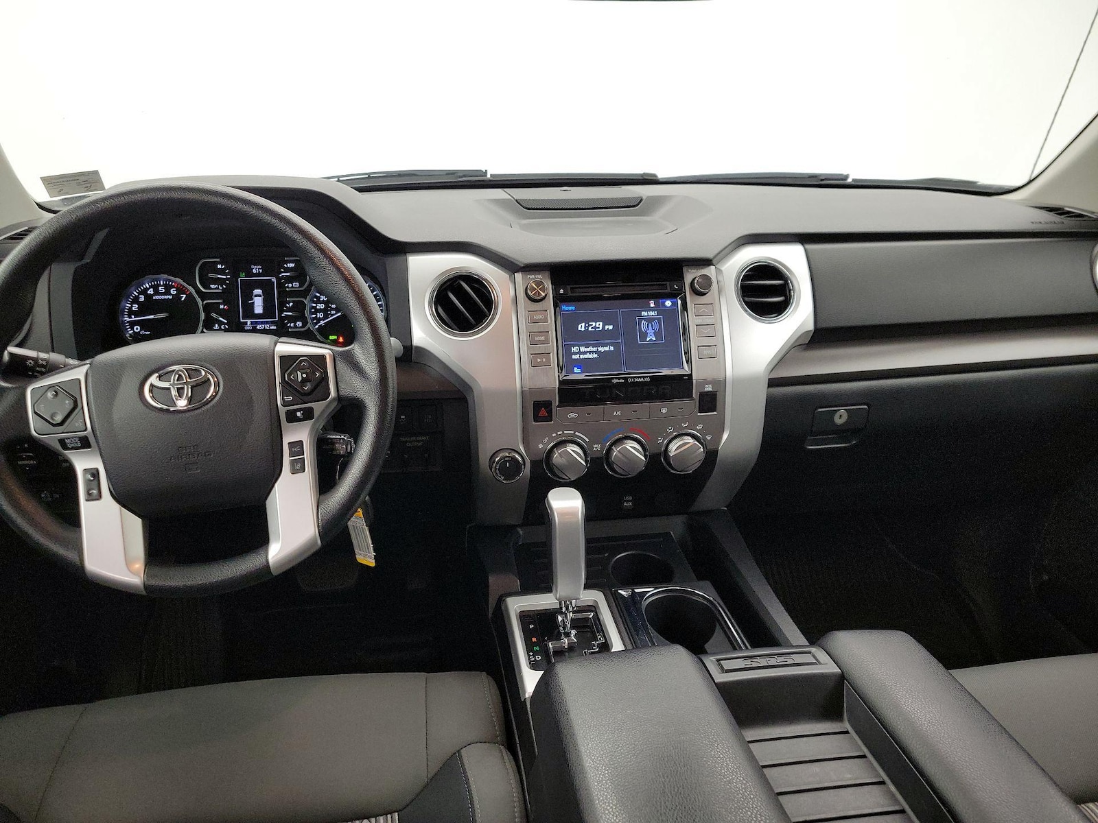 2018 Toyota Tundra SR5 - Photo 10