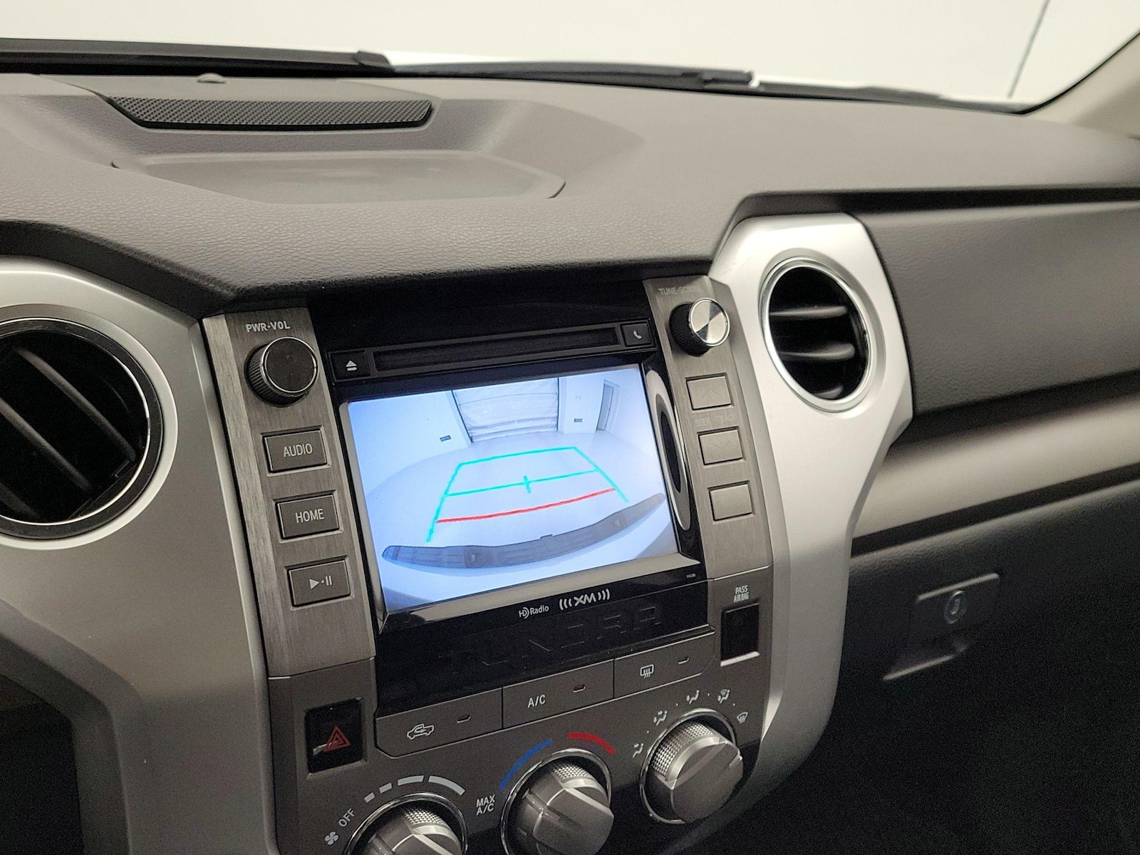 2018 Toyota Tundra SR5 - Photo 15