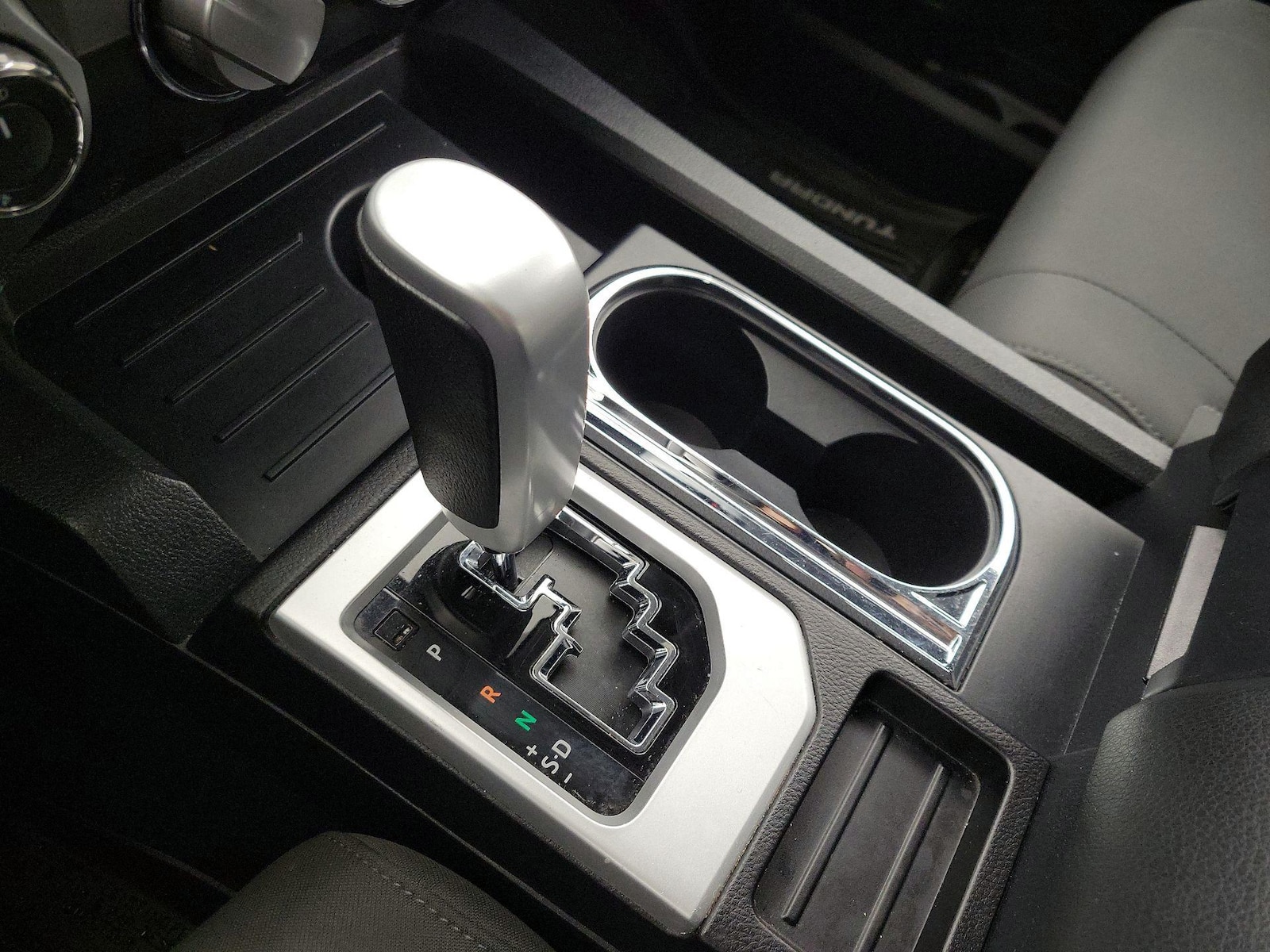 2018 Toyota Tundra SR5 - Photo 18