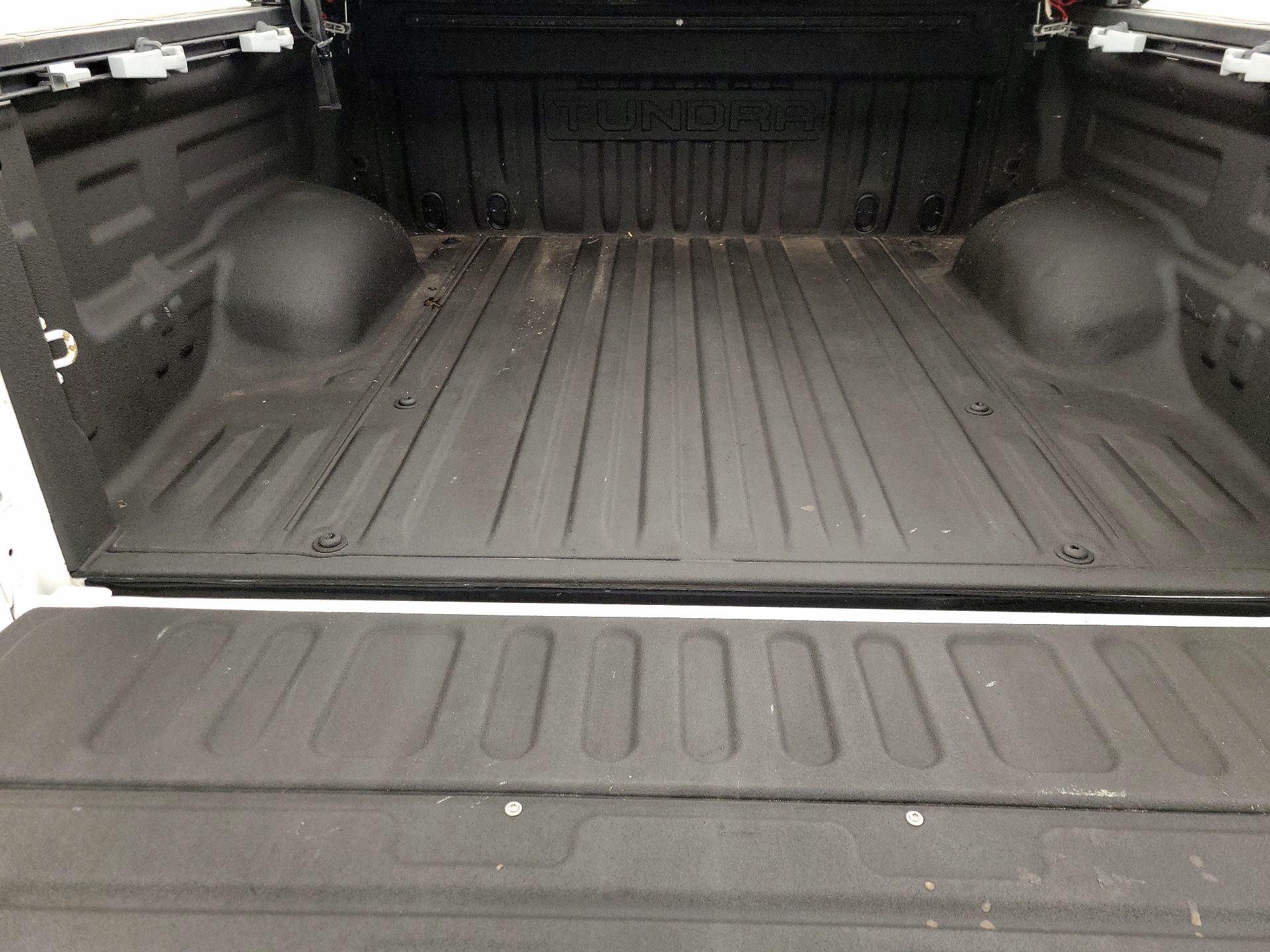 Thumbnail: 2018 Toyota Tundra - 20