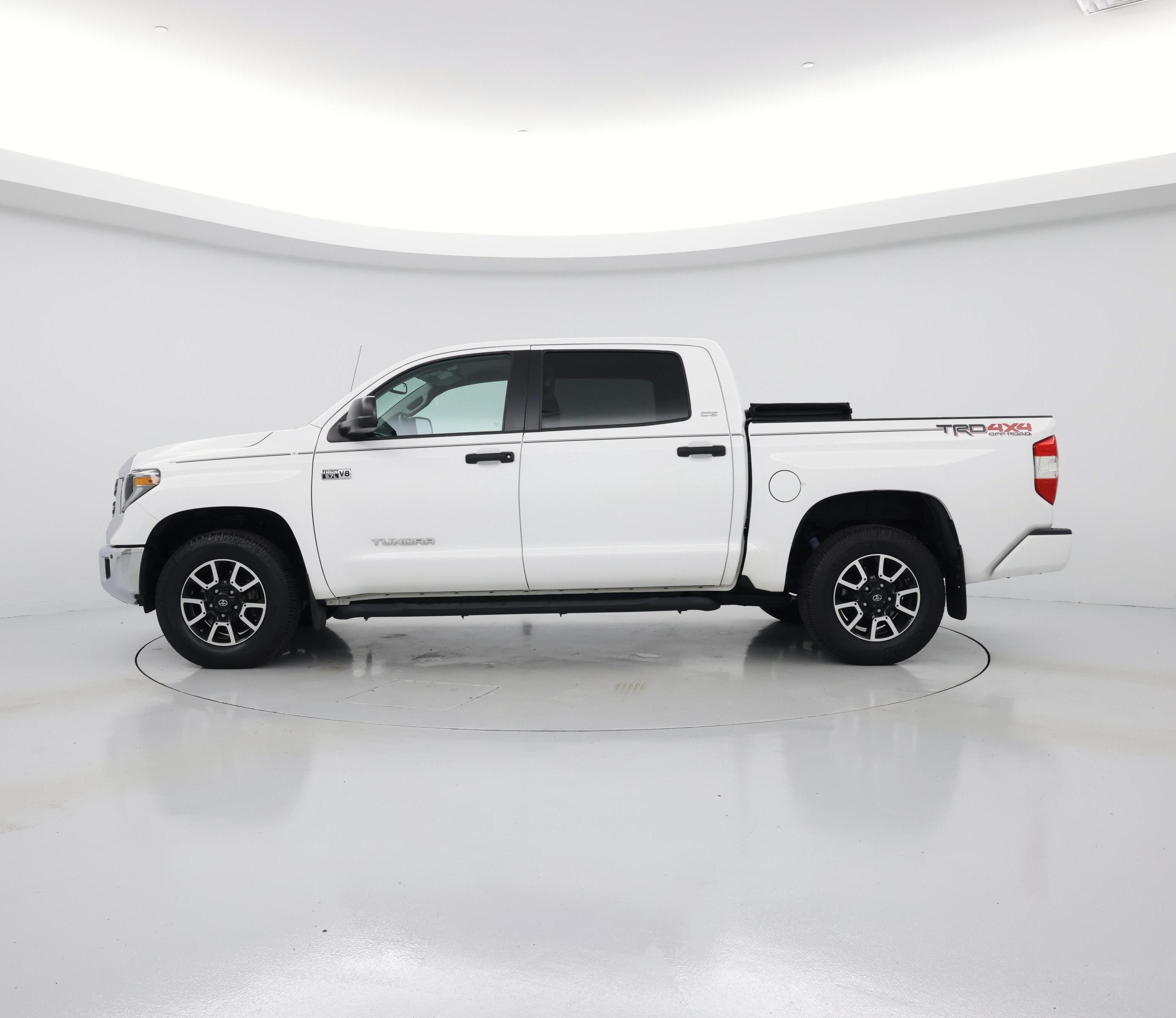 Thumbnail: 2018 Toyota Tundra - 3