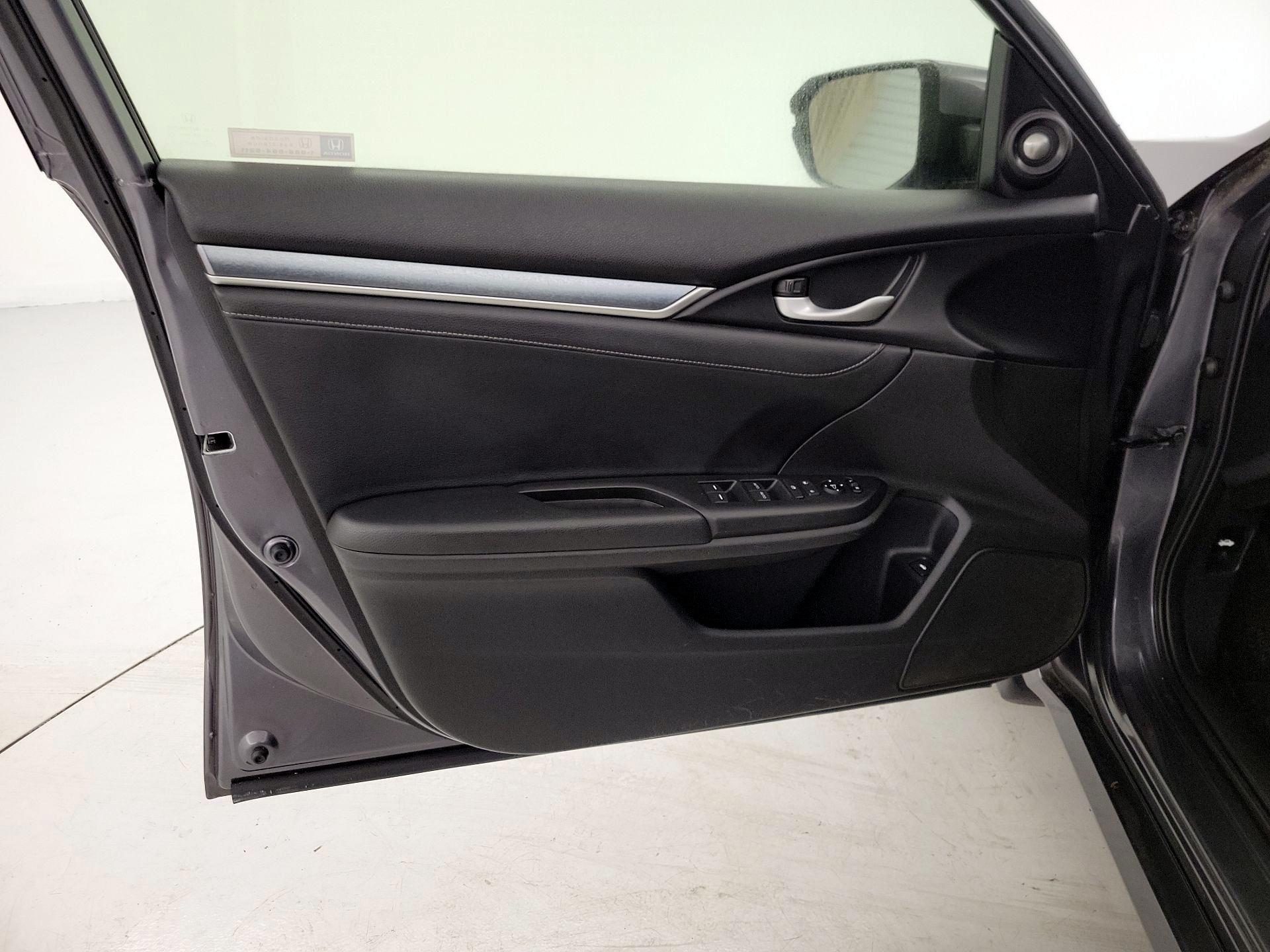 Thumbnail: 2018 Honda Civic - 12