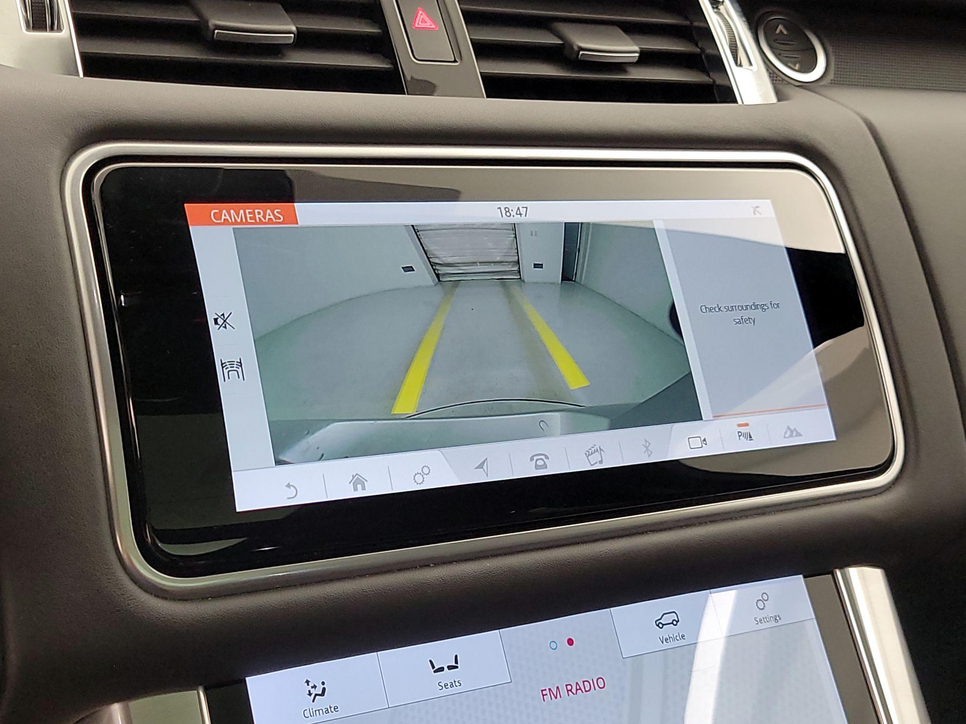 Thumbnail: 2022 Land Rover Range Rover Sport - 15