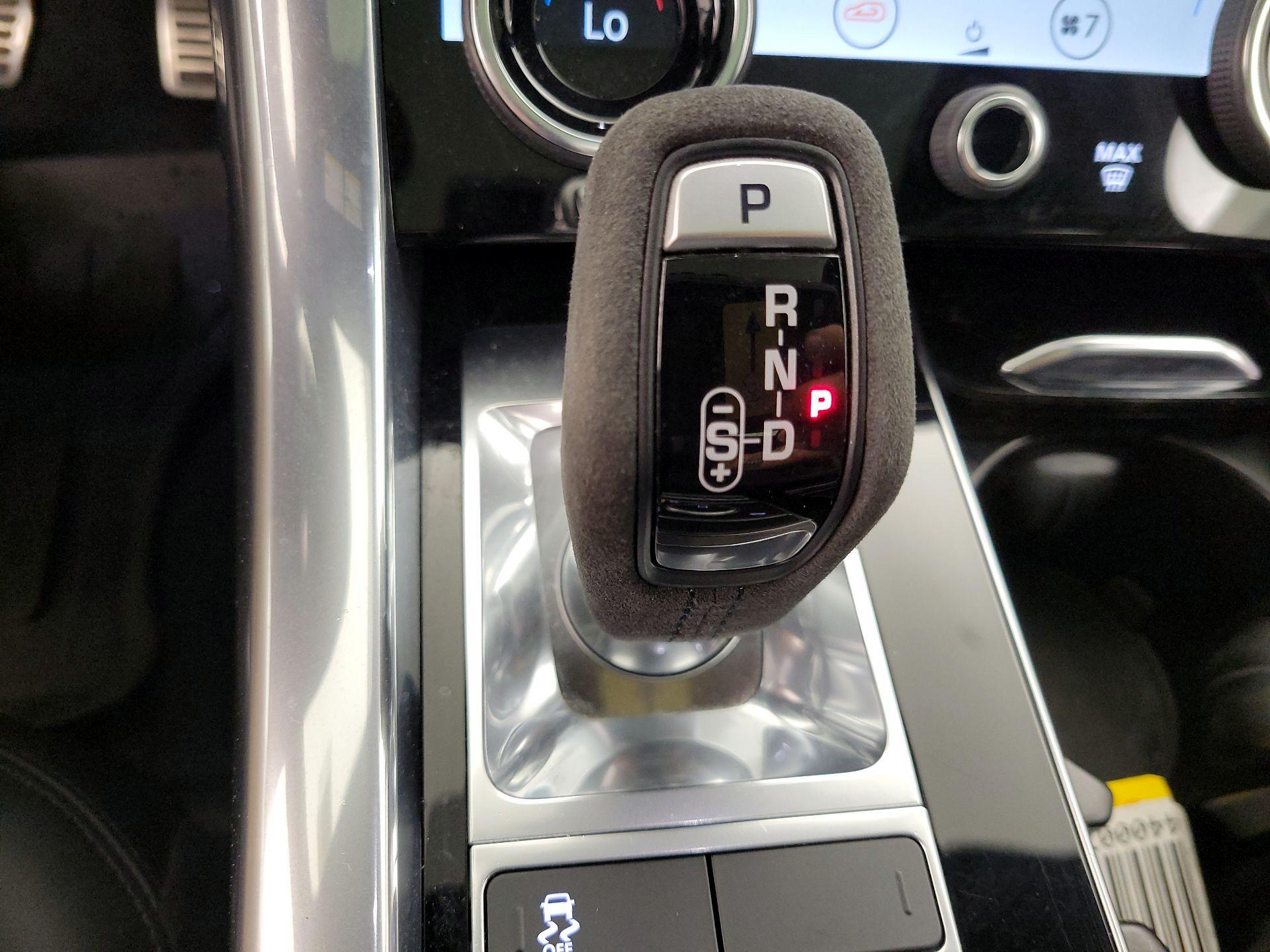 Thumbnail: 2022 Land Rover Range Rover Sport - 18