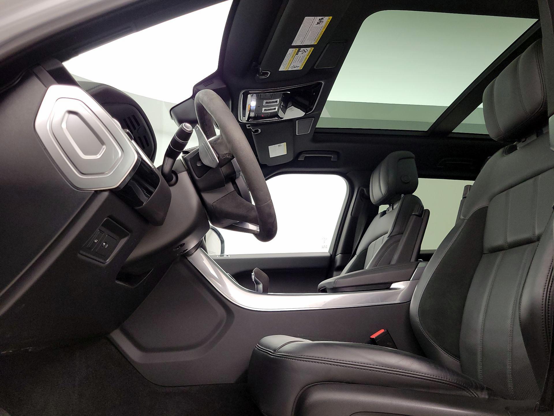 Thumbnail: 2022 Land Rover Range Rover Sport - 20