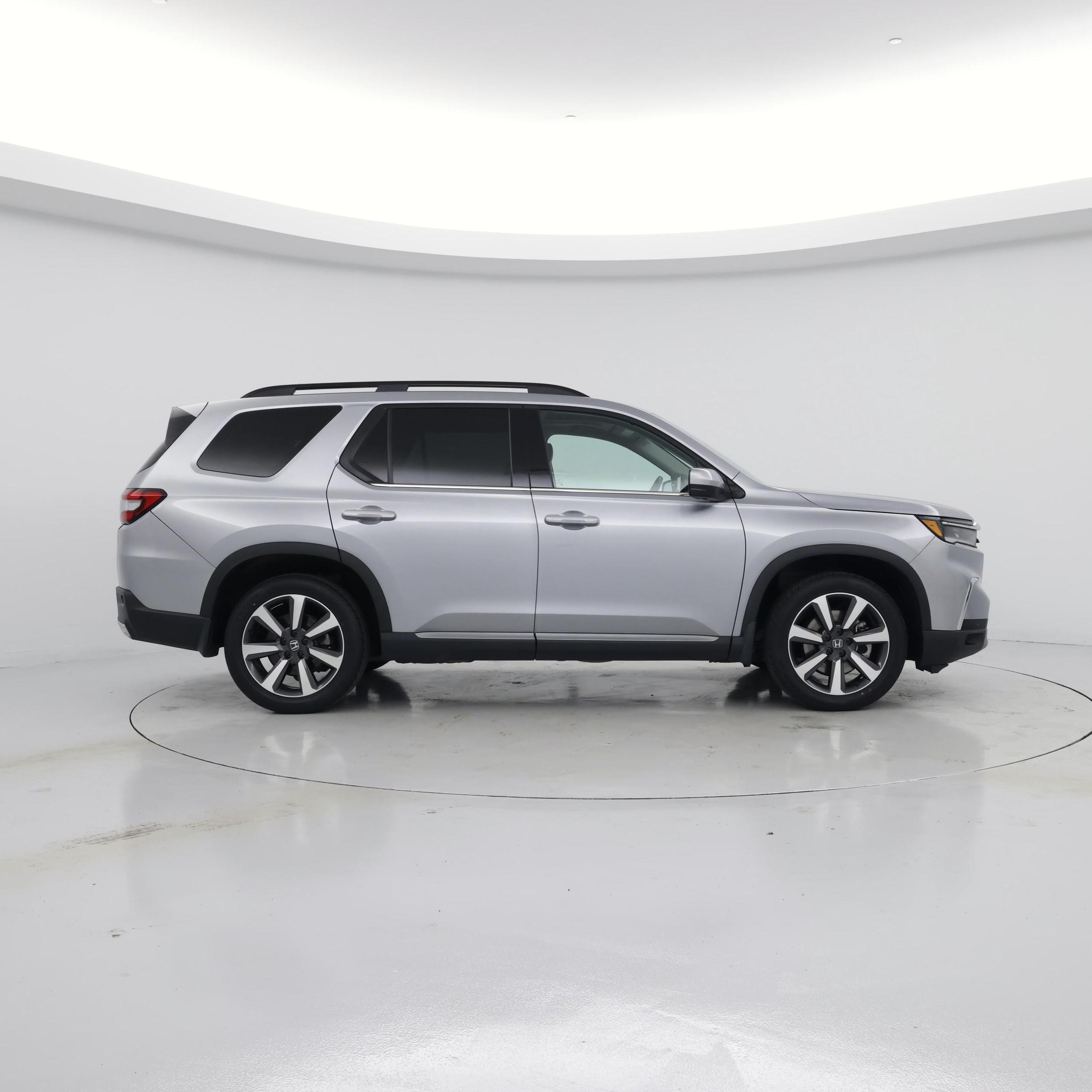 Thumbnail: 2023 Honda Pilot - 7