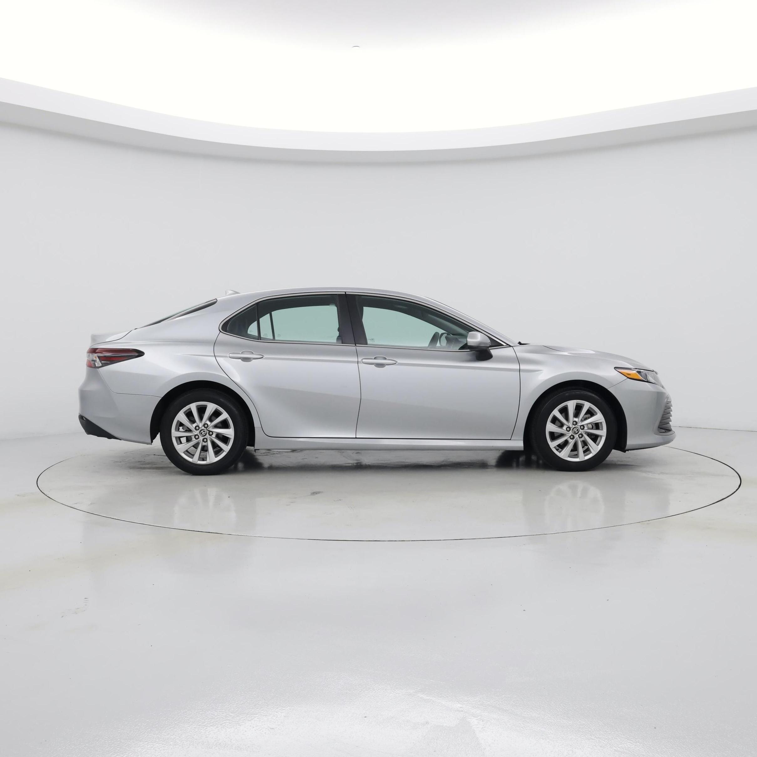 Thumbnail: 2023 Toyota Camry - 7