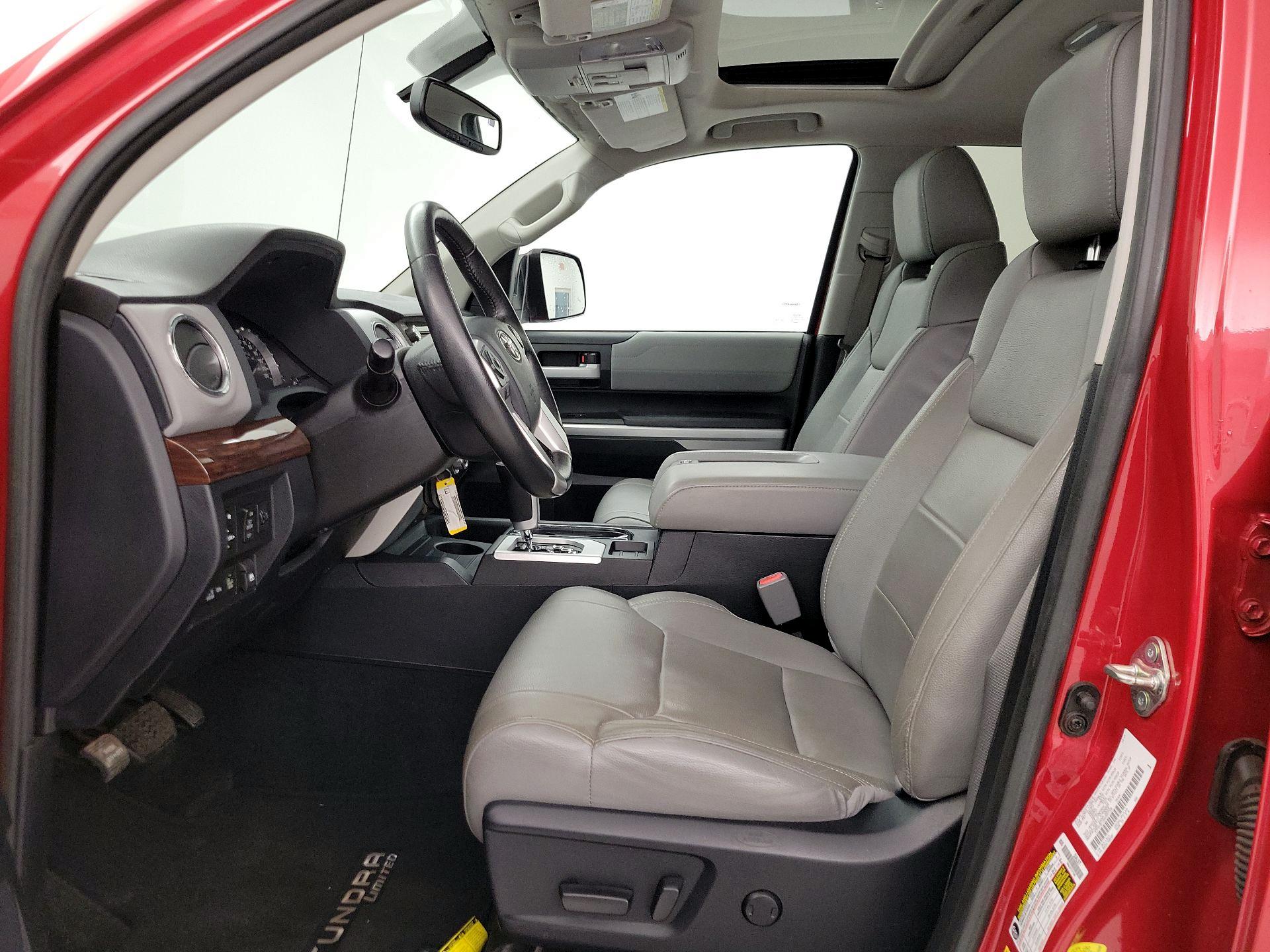 Thumbnail: 2017 Toyota Tundra - 11